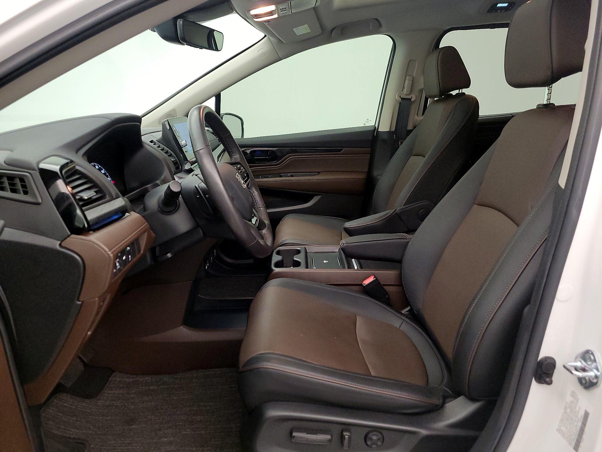 Thumbnail: 2025 Honda Odyssey - 11