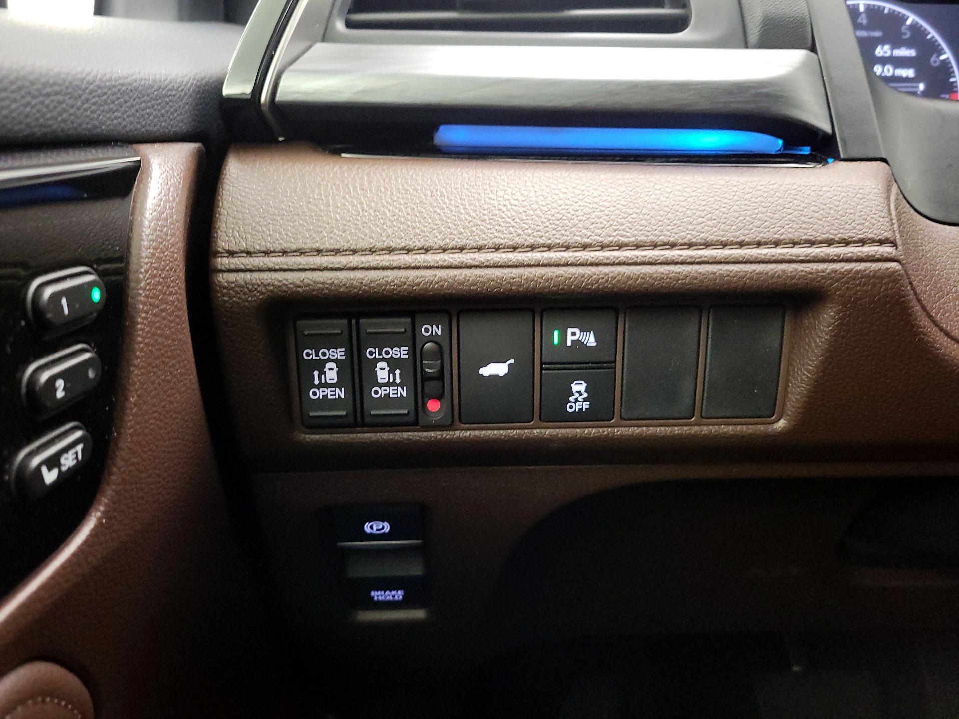 Thumbnail: 2025 Honda Odyssey - 13
