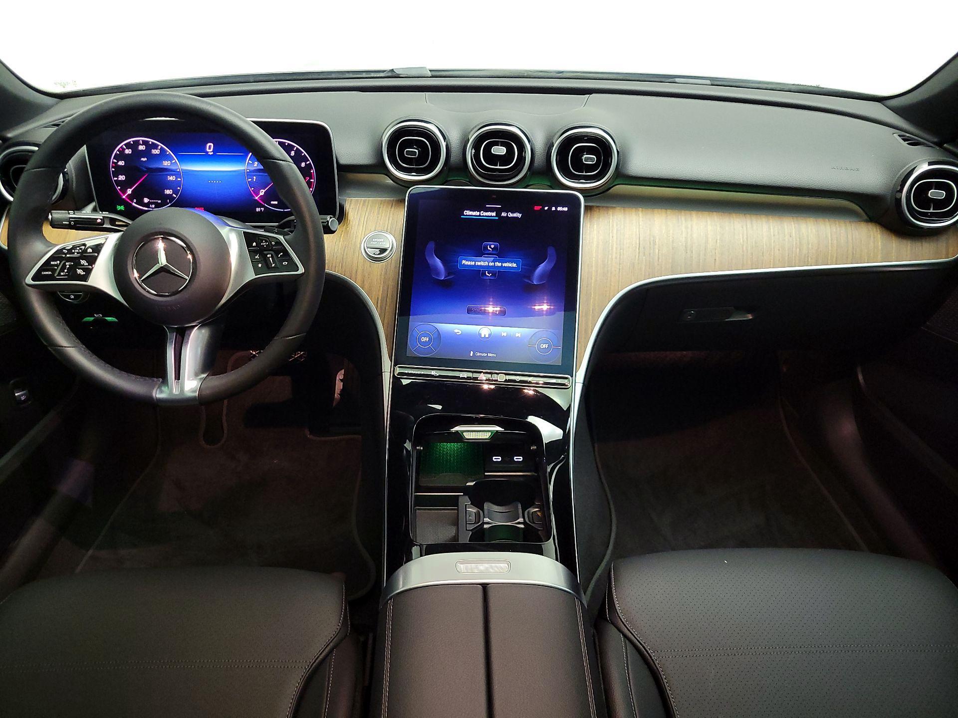 Thumbnail: 2025 Mercedes-Benz C-Class - 9