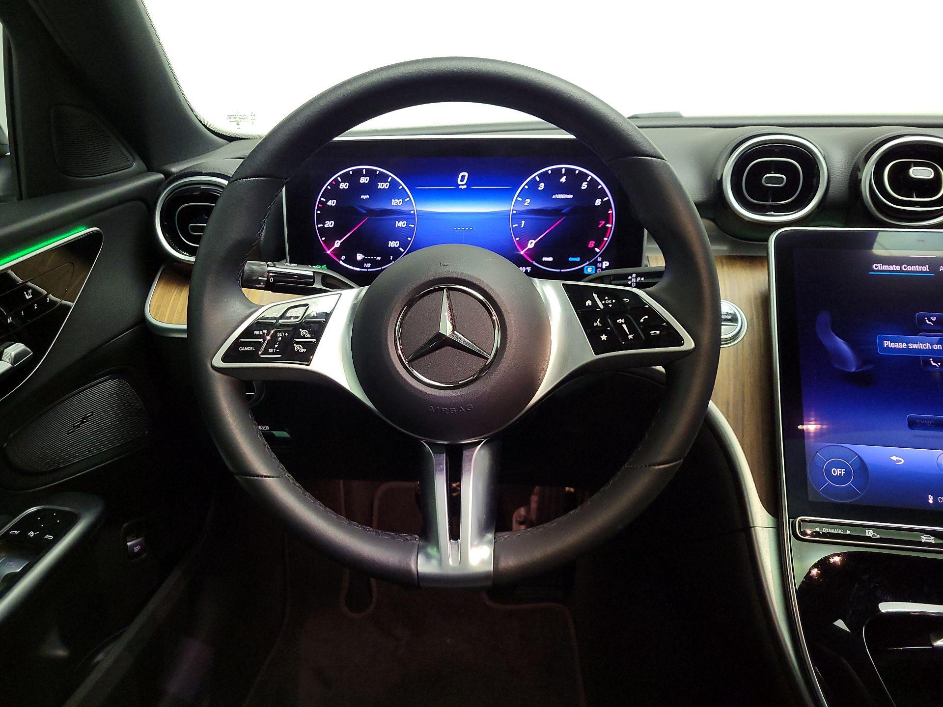 Thumbnail: 2025 Mercedes-Benz C-Class - 10