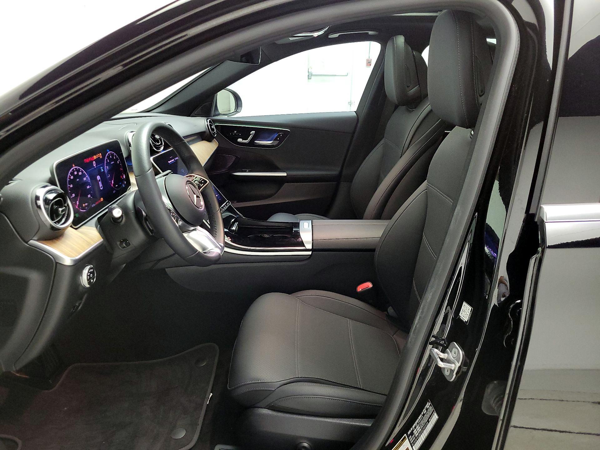 Thumbnail: 2025 Mercedes-Benz C-Class - 11