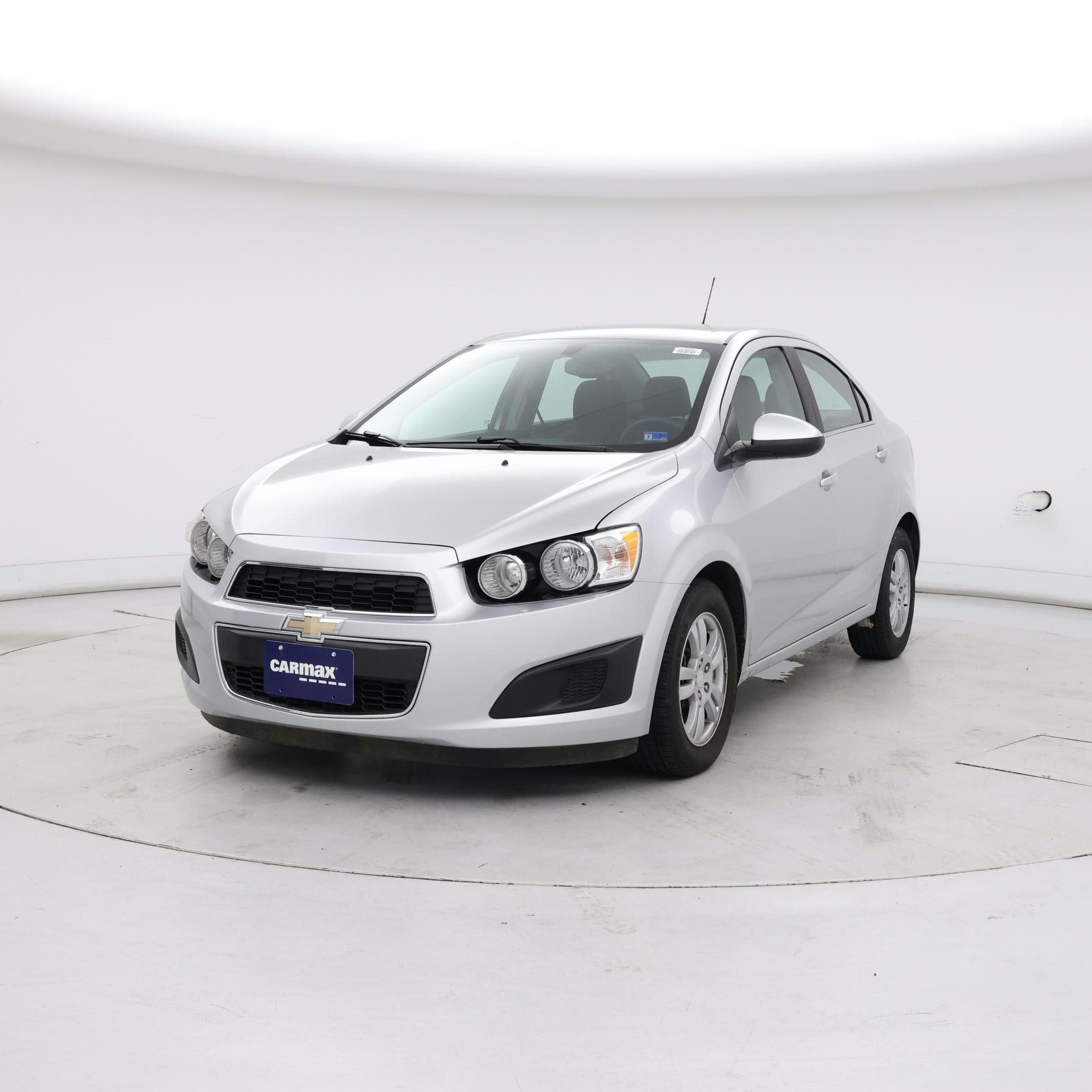 Thumbnail: 2015 Chevrolet Sonic - 4