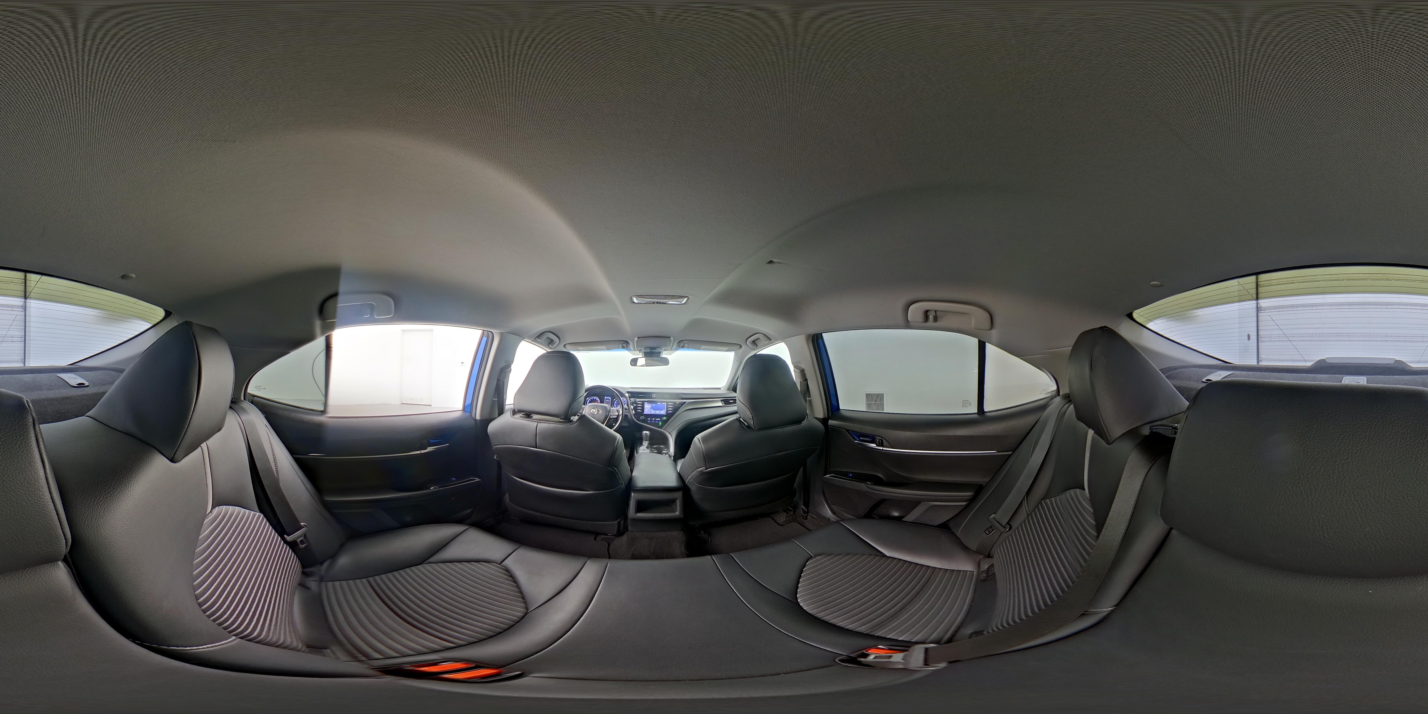 2019 Toyota Camry SE - Photo 25