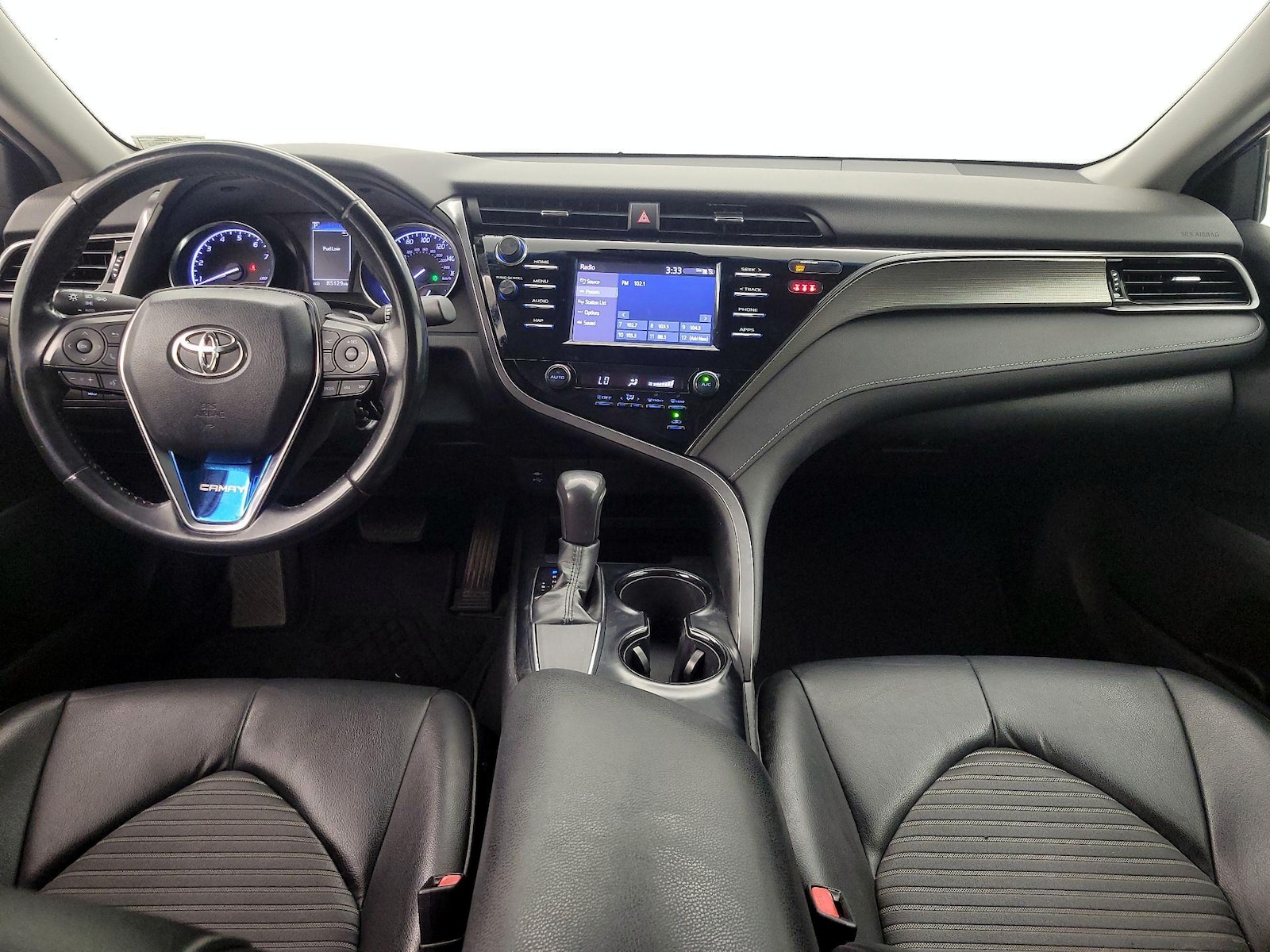2019 Toyota Camry SE - Photo 10