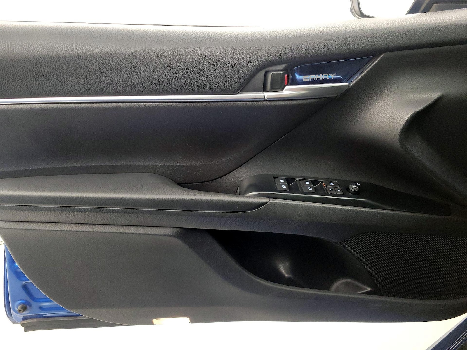 2019 Toyota Camry SE - Photo 13