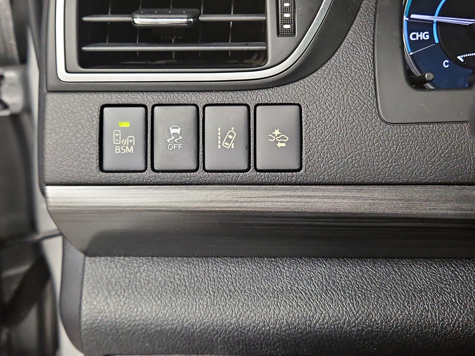 2015 Toyota Camry XLE Hybrid - Photo 14