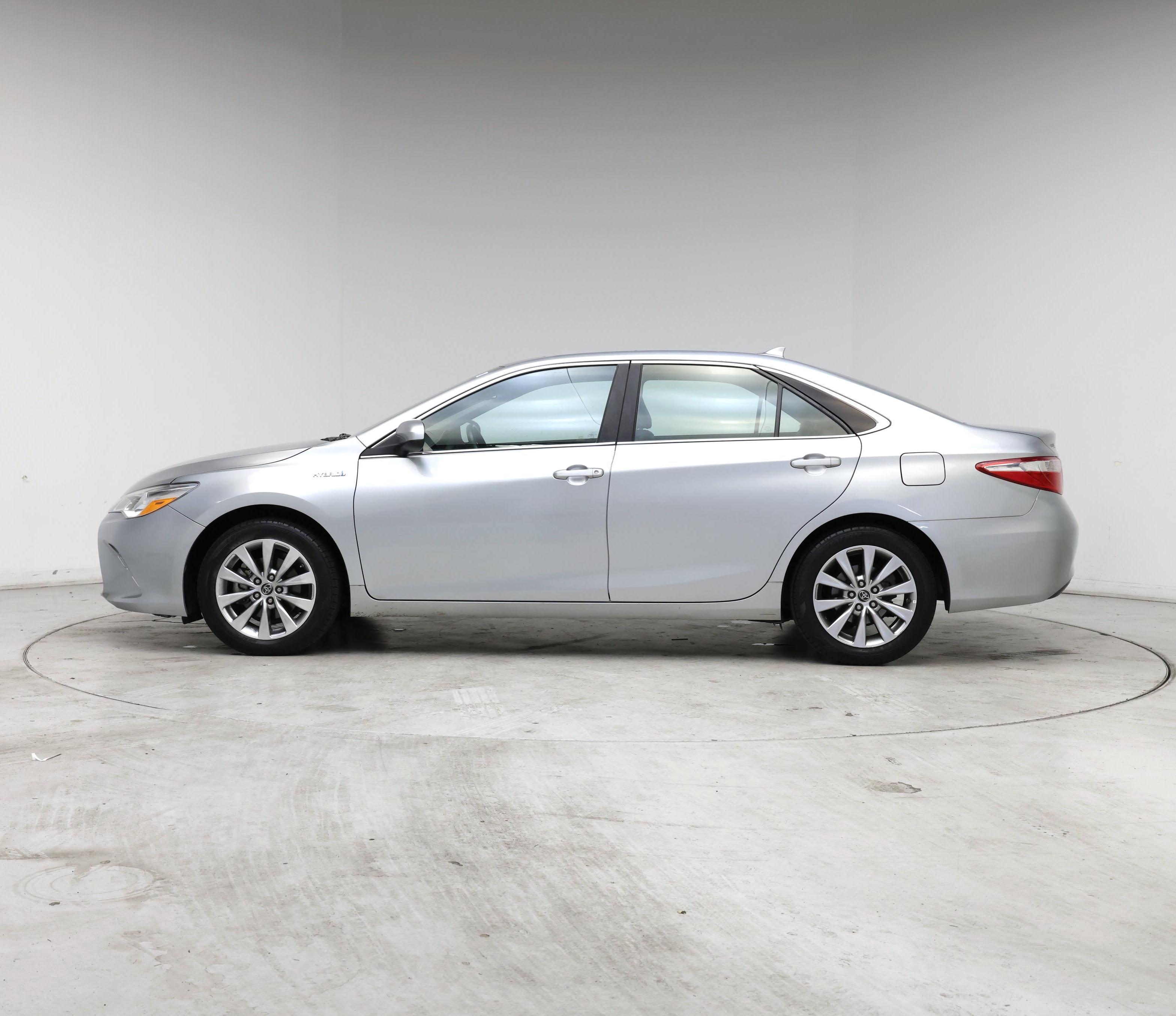 Thumbnail: 2015 Toyota Camry - 3