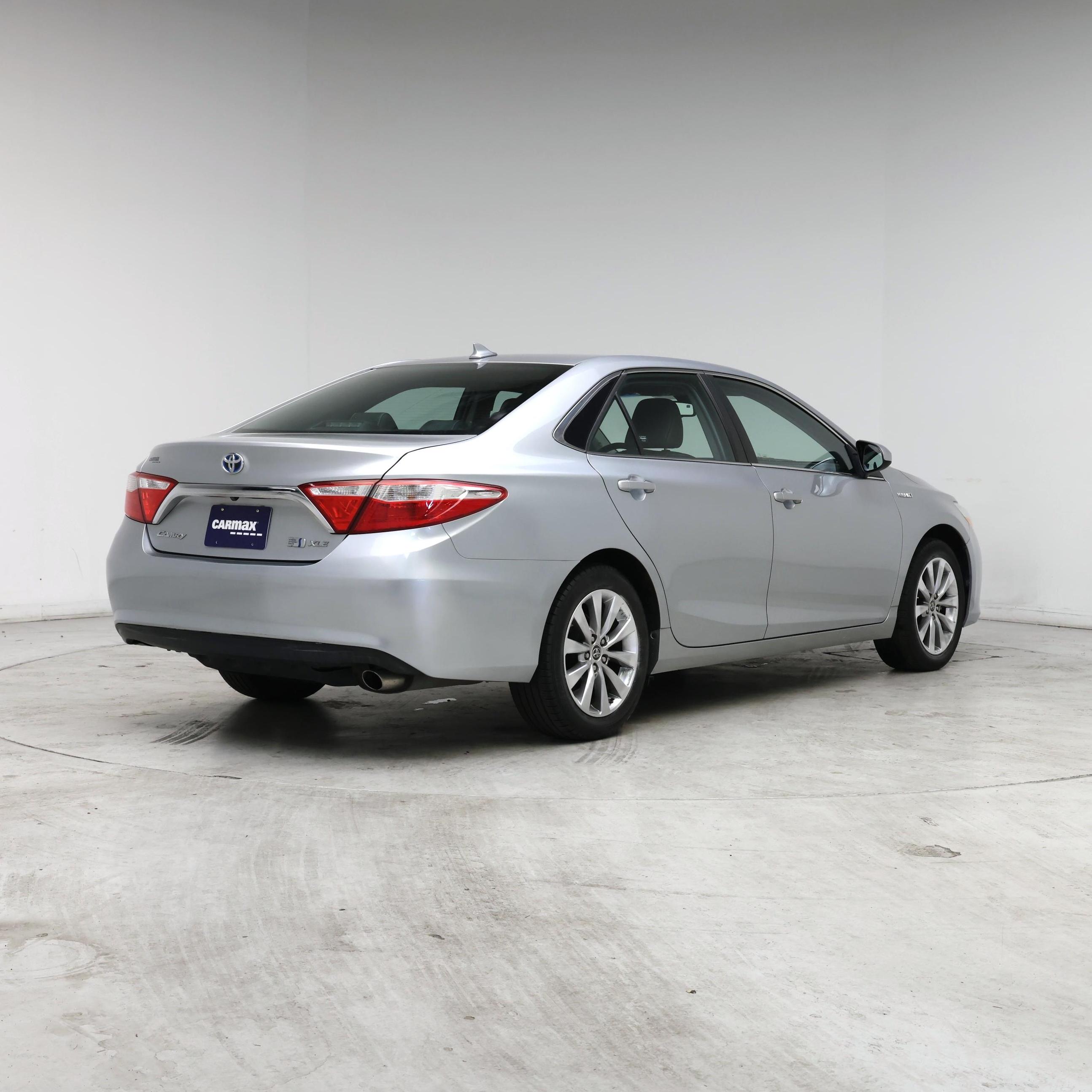 Thumbnail: 2015 Toyota Camry - 8