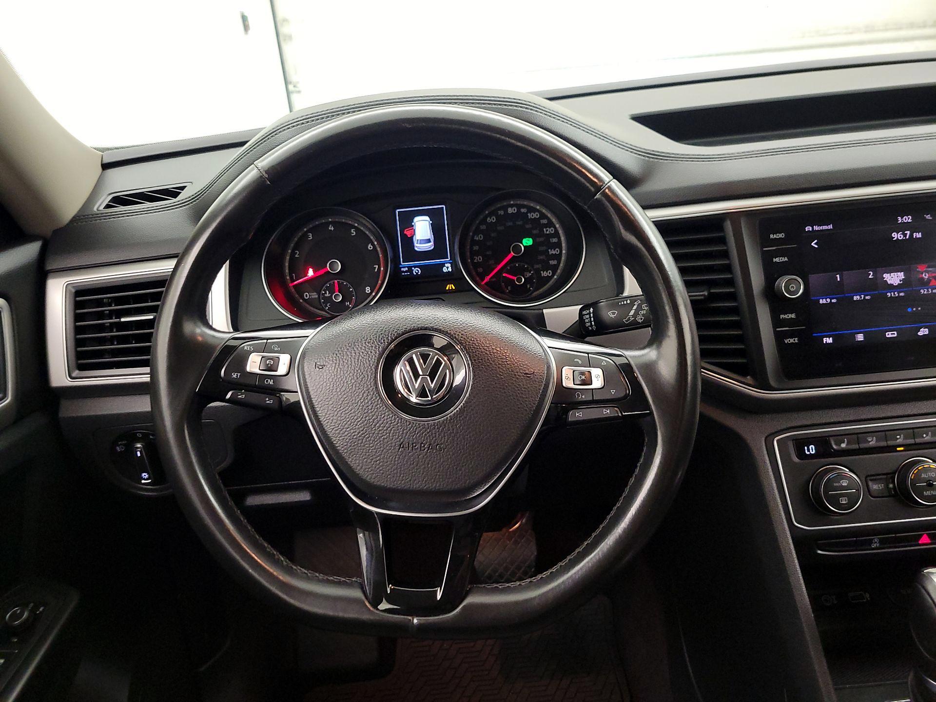 Thumbnail: 2018 Volkswagen Atlas - 10