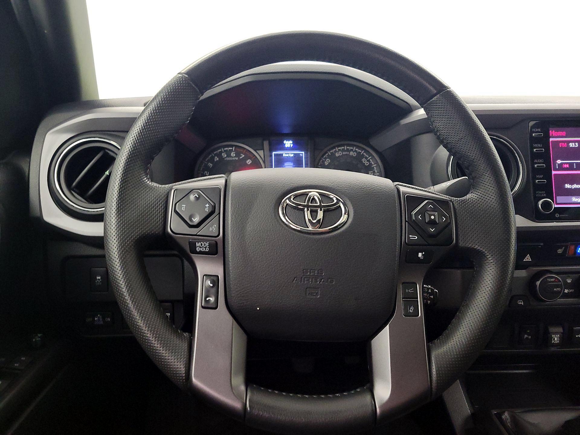 Thumbnail: 2022 Toyota Tacoma - 10