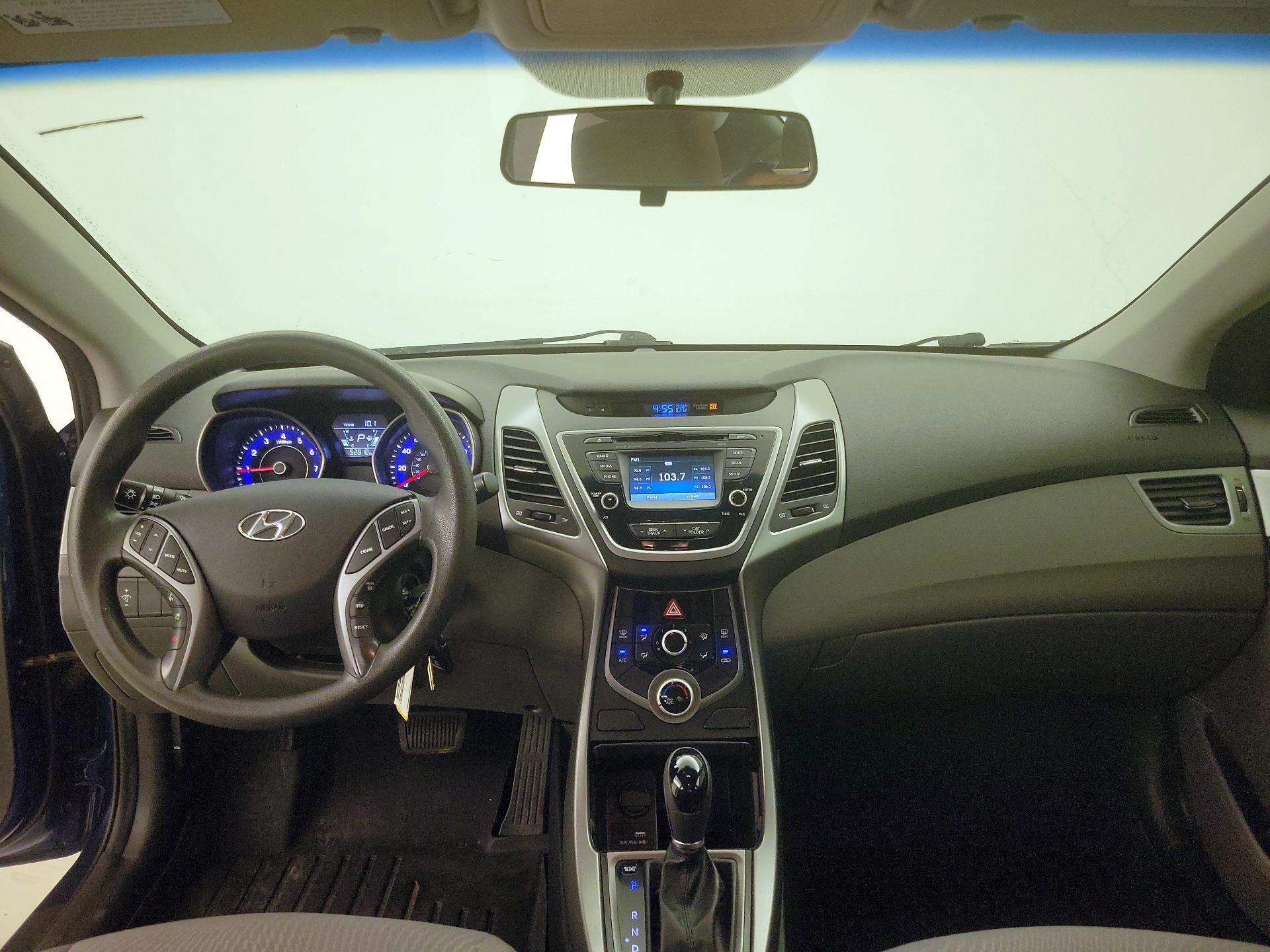 Thumbnail: 2015 Hyundai Elantra - 9