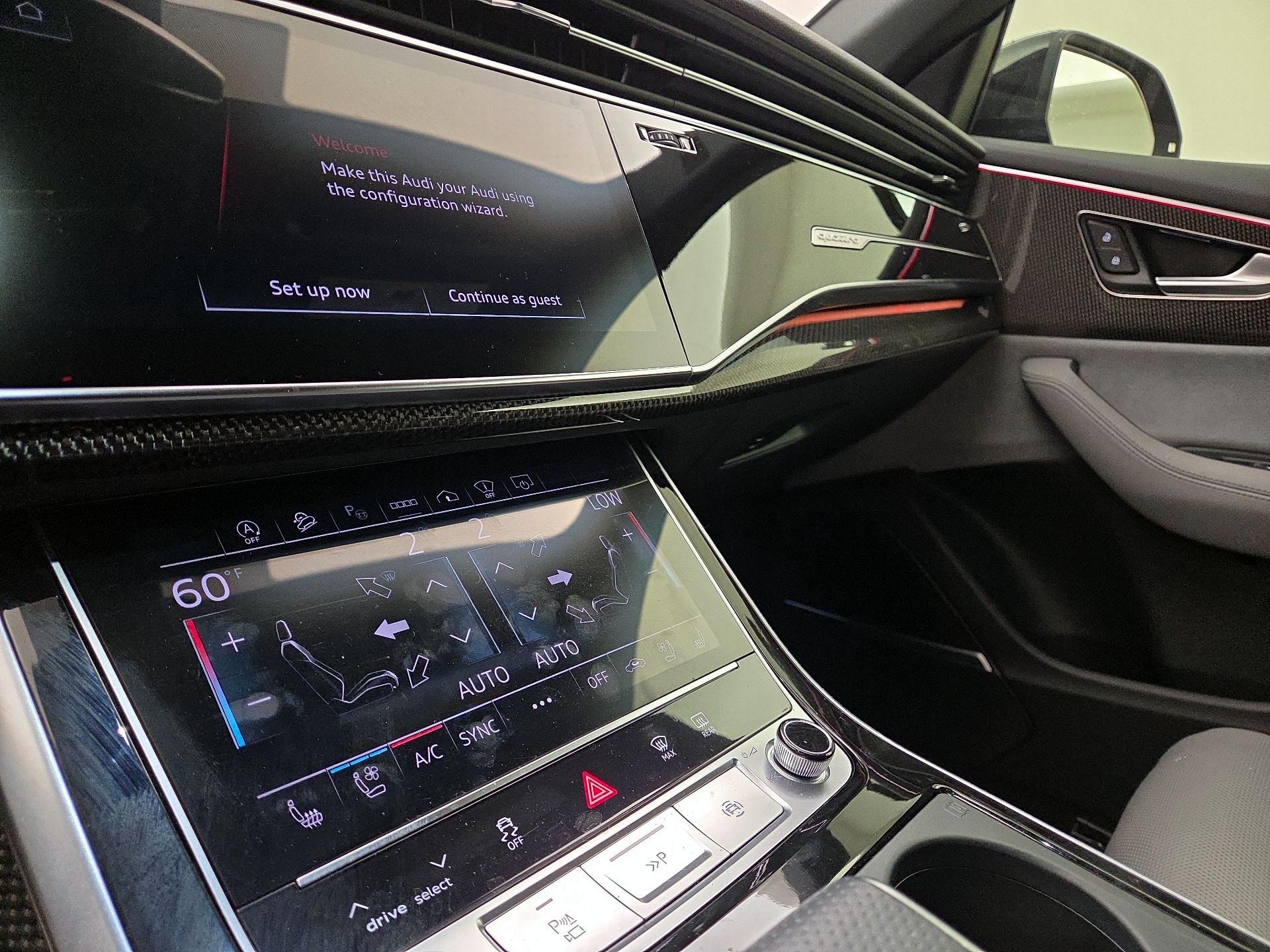 Thumbnail: 2023 Audi SQ8 - 17