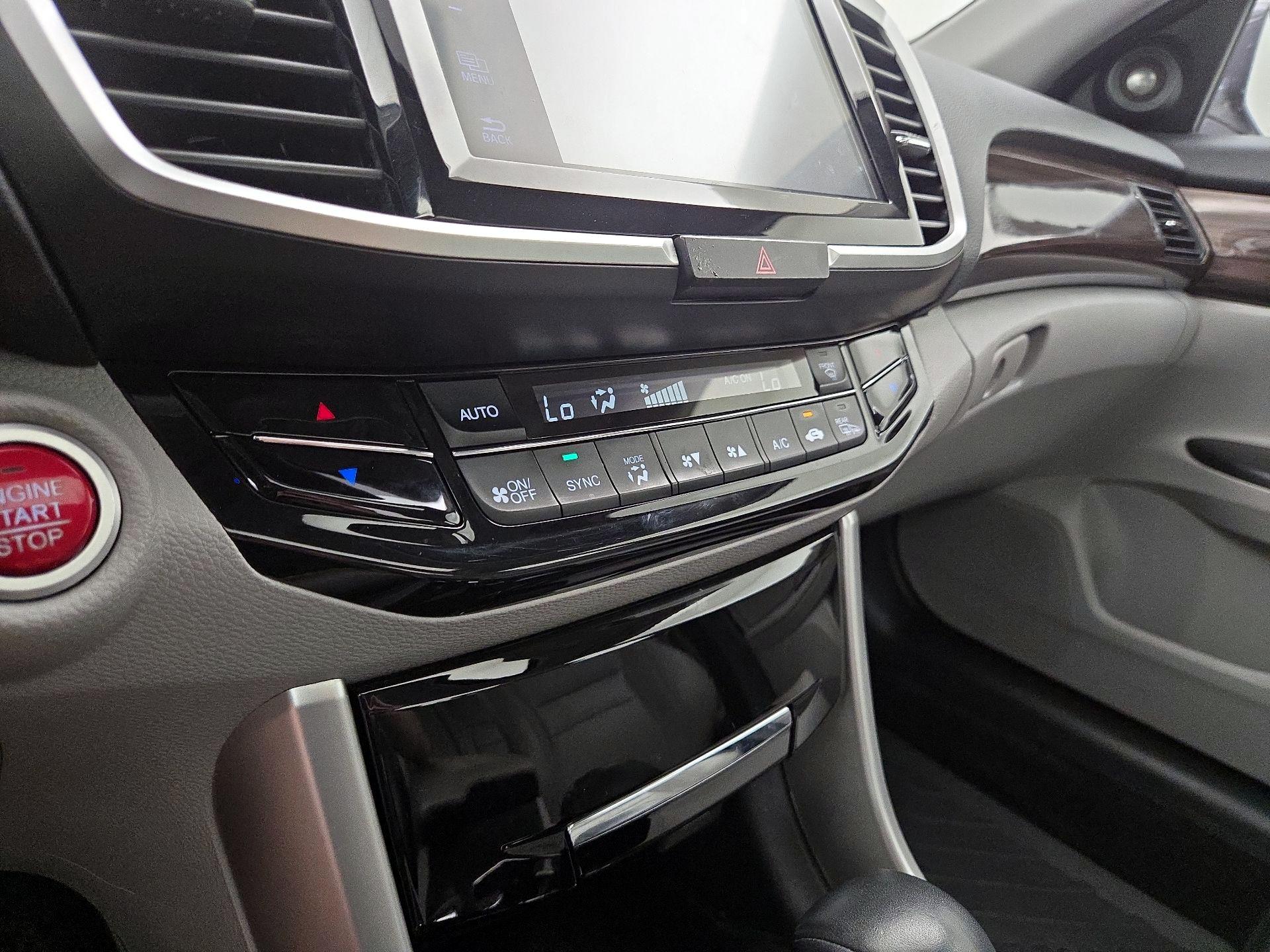 Thumbnail: 2017 Honda Accord - 16