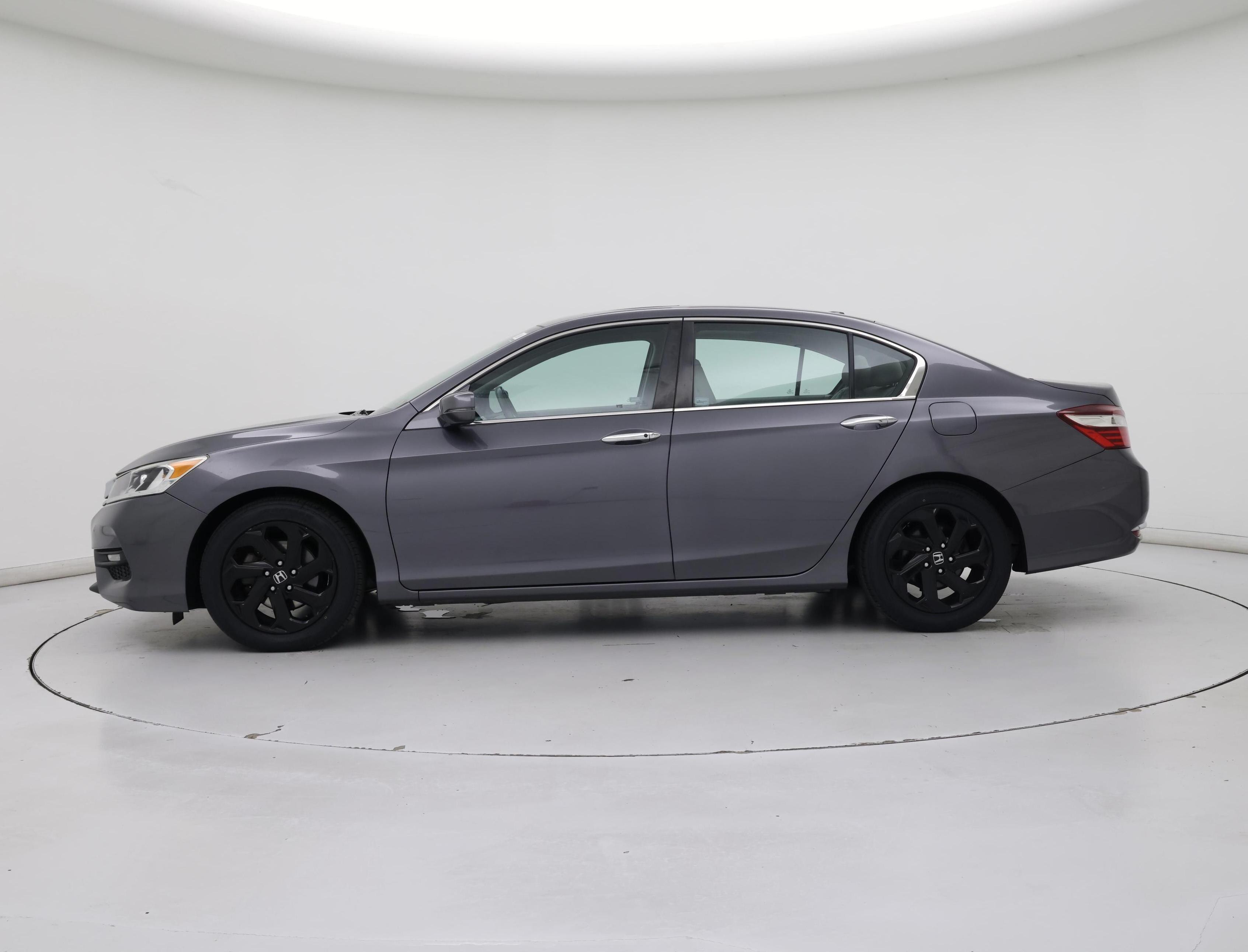 Thumbnail: 2017 Honda Accord - 3