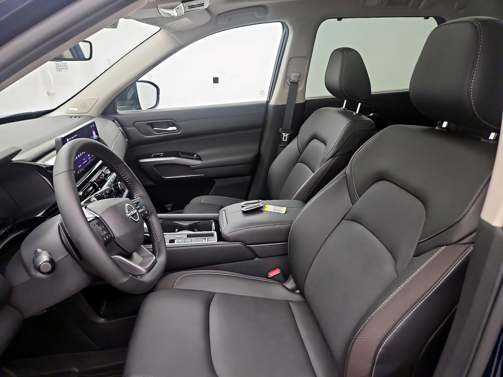 2026 Nissan Pathfinder SL - Photo 12