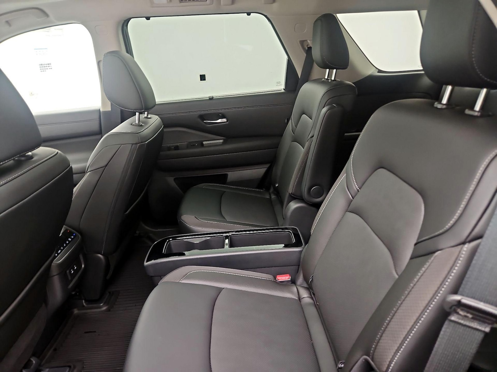 2026 Nissan Pathfinder SL - Photo 20
