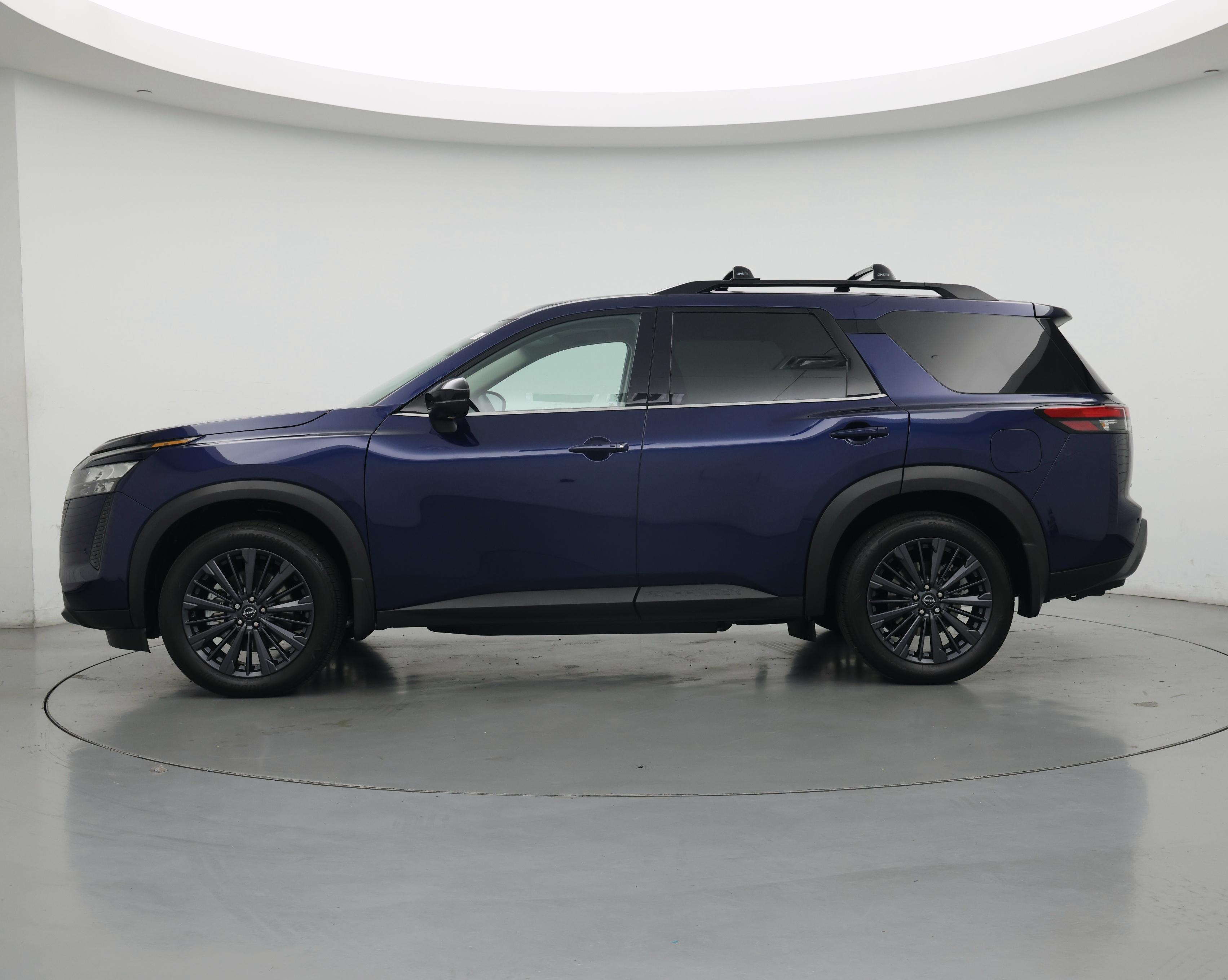 Thumbnail: 2026 Nissan Pathfinder - 3