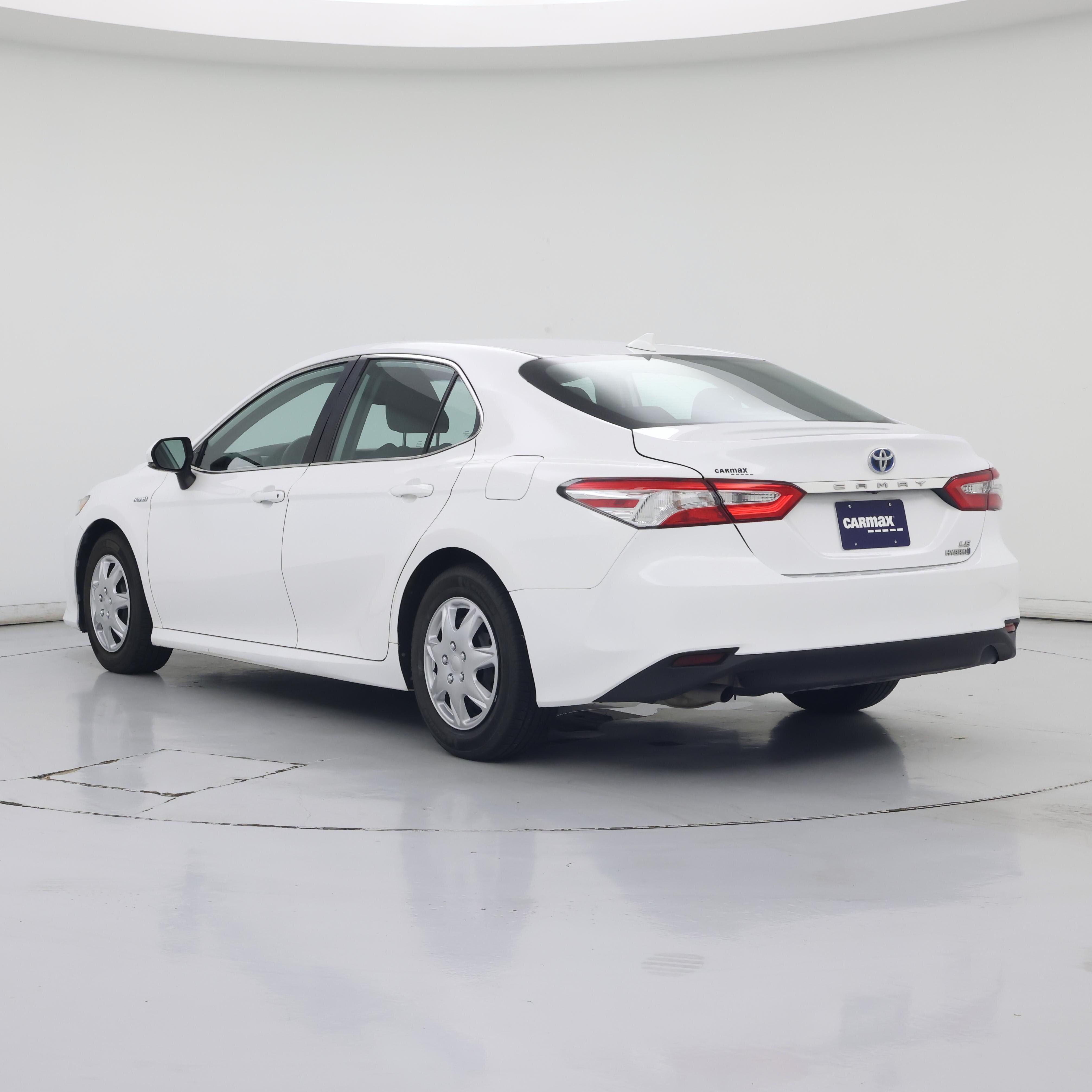Thumbnail: 2019 Toyota Camry - 2