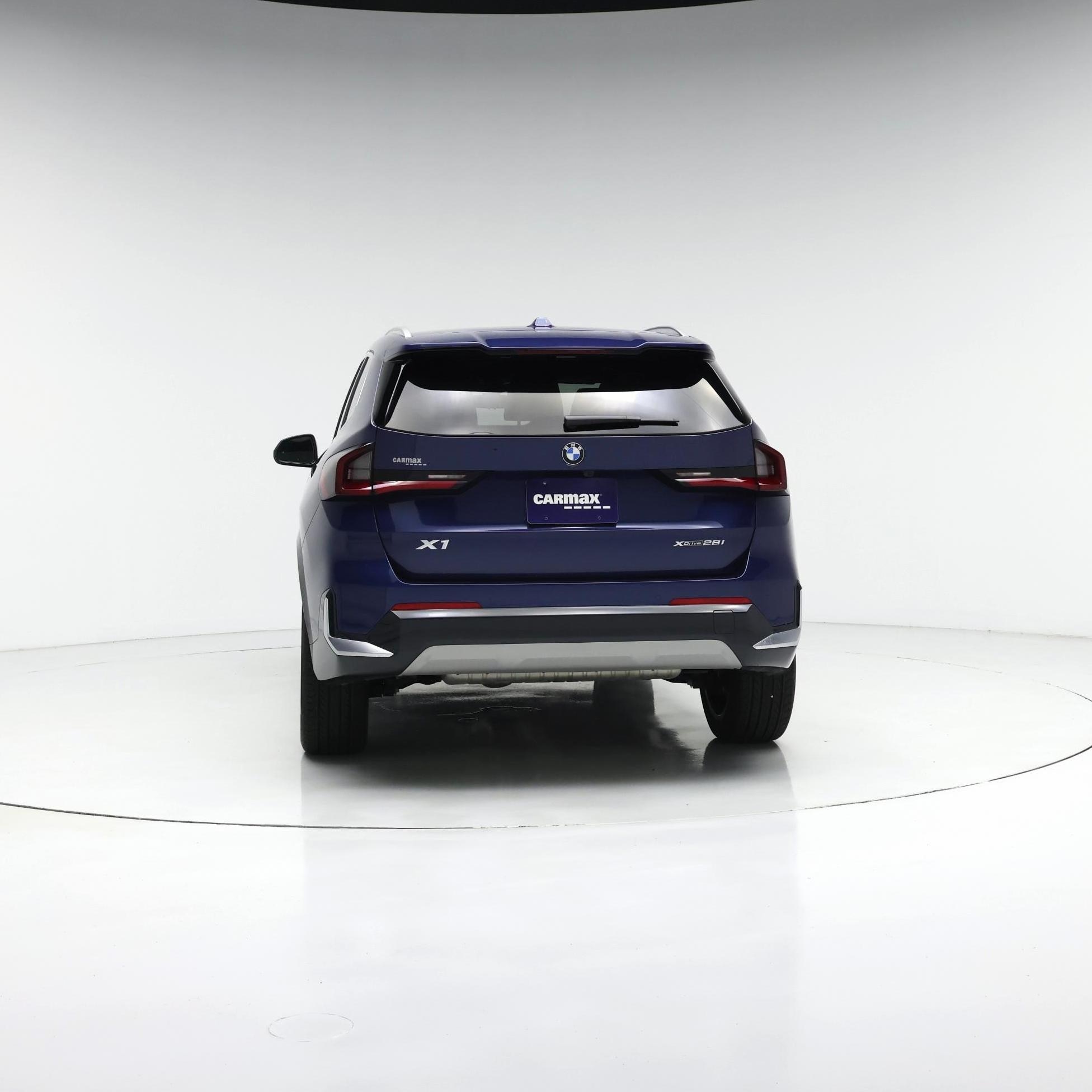 Thumbnail: 2023 BMW X1 - 6