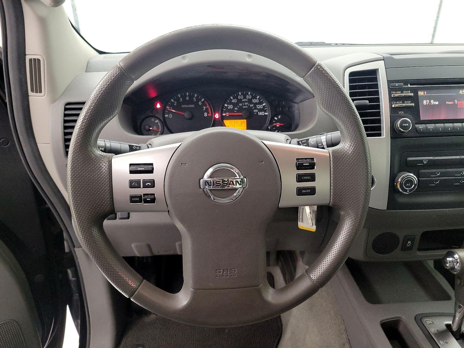 2014 Nissan Frontier S - Photo 11