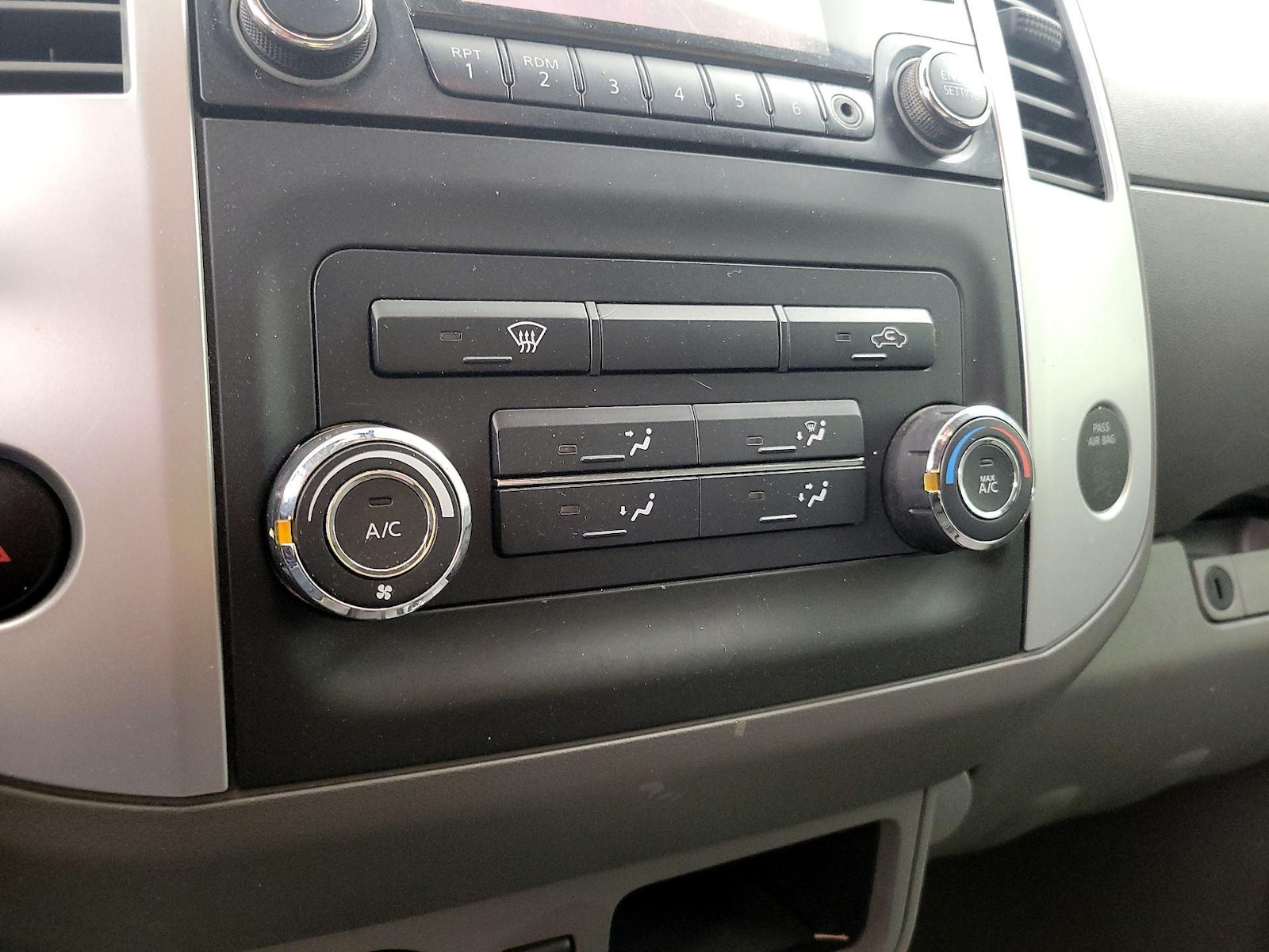 2014 Nissan Frontier S - Photo 16