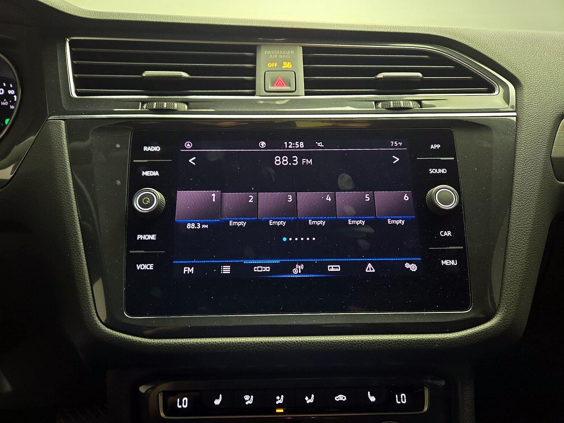 Thumbnail: 2021 Volkswagen Tiguan - 12