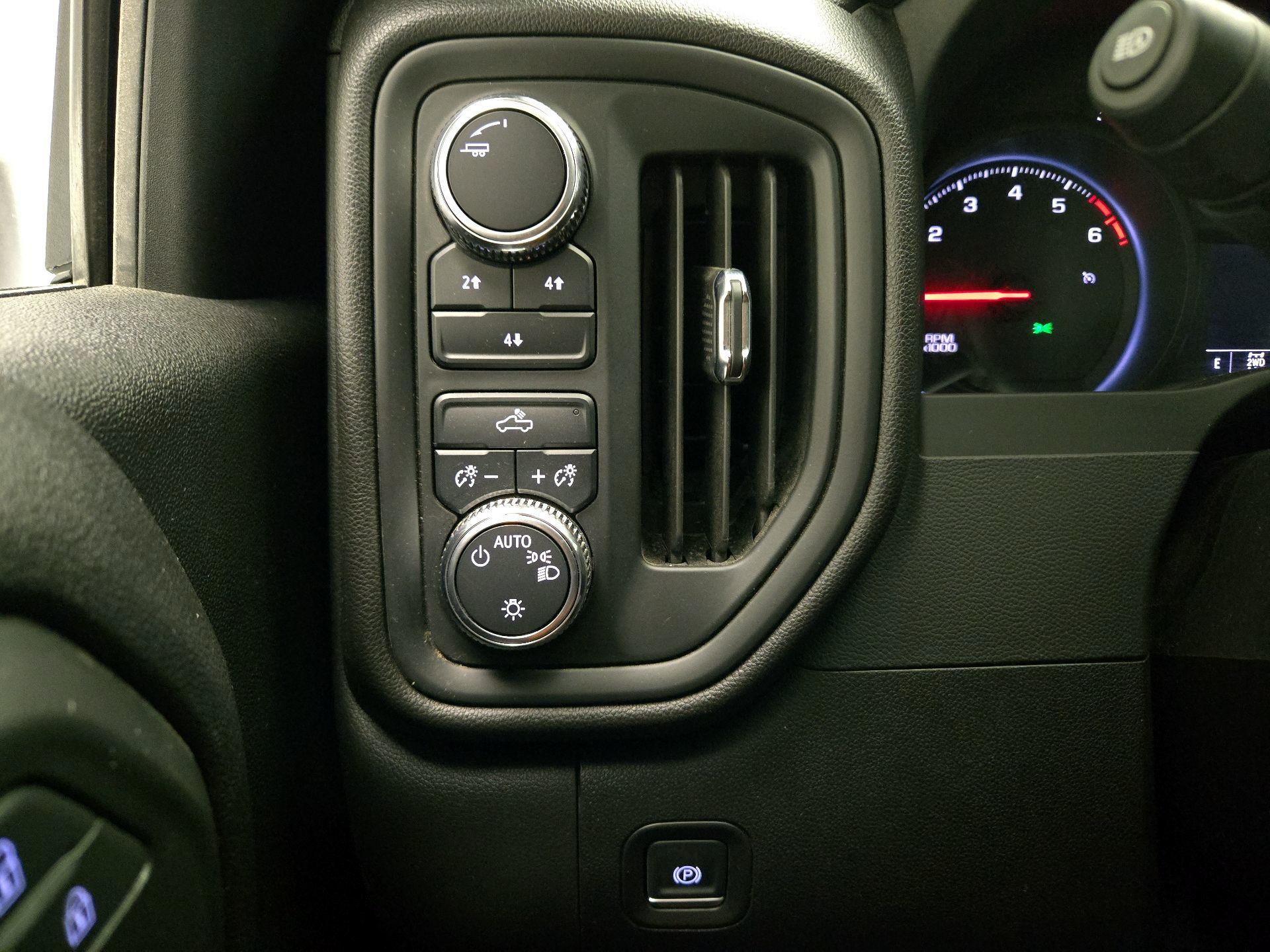 Thumbnail: 2025 GMC Sierra 2500 - 11