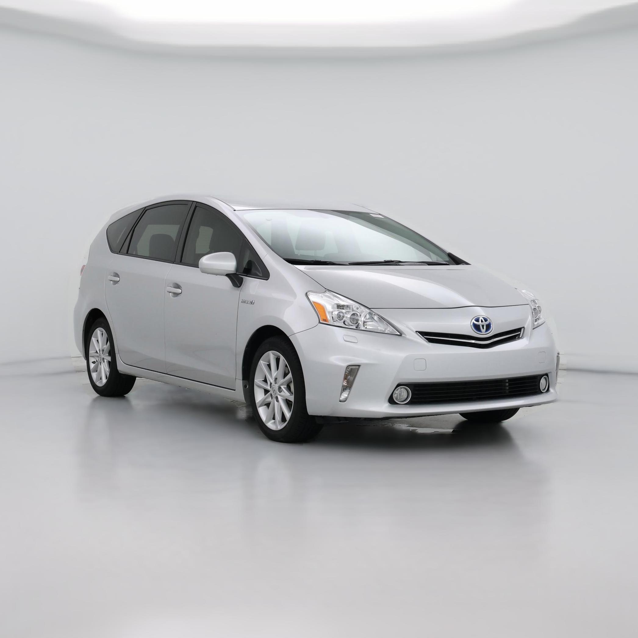 Thumbnail: 2014 Toyota Prius v - 1