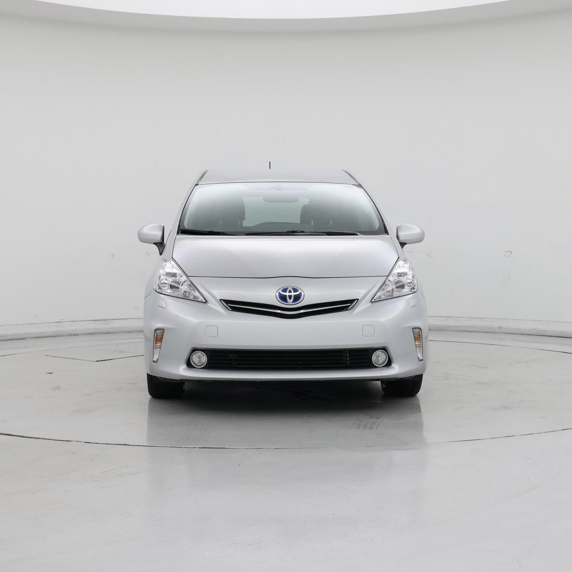 Thumbnail: 2014 Toyota Prius v - 5