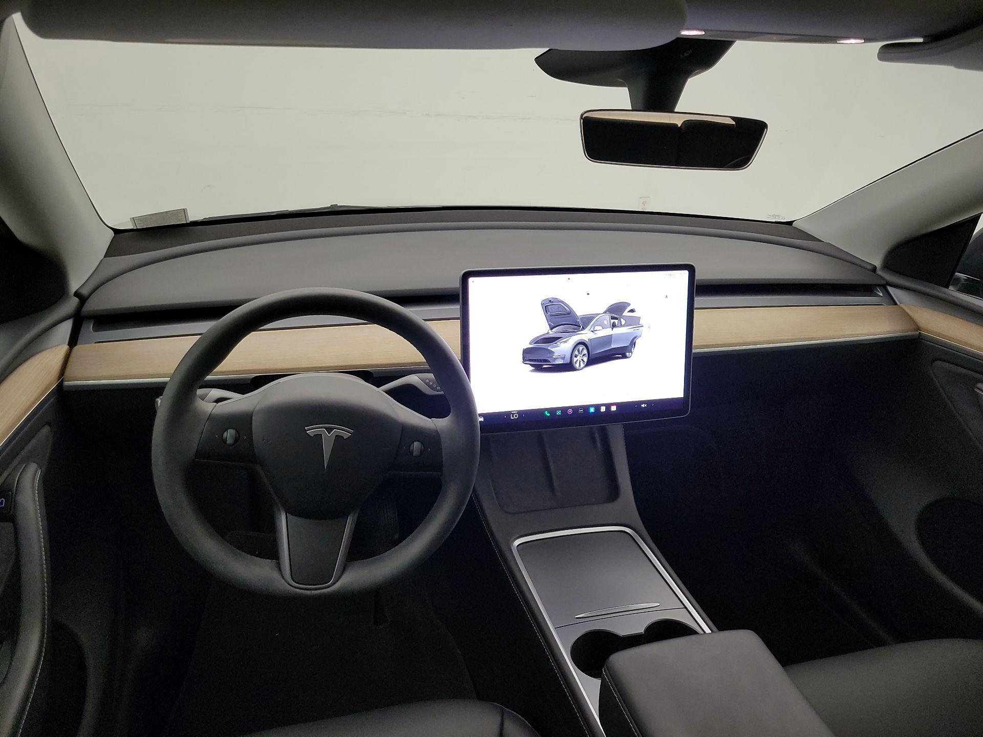 Thumbnail: 2023 Tesla Model Y - 9