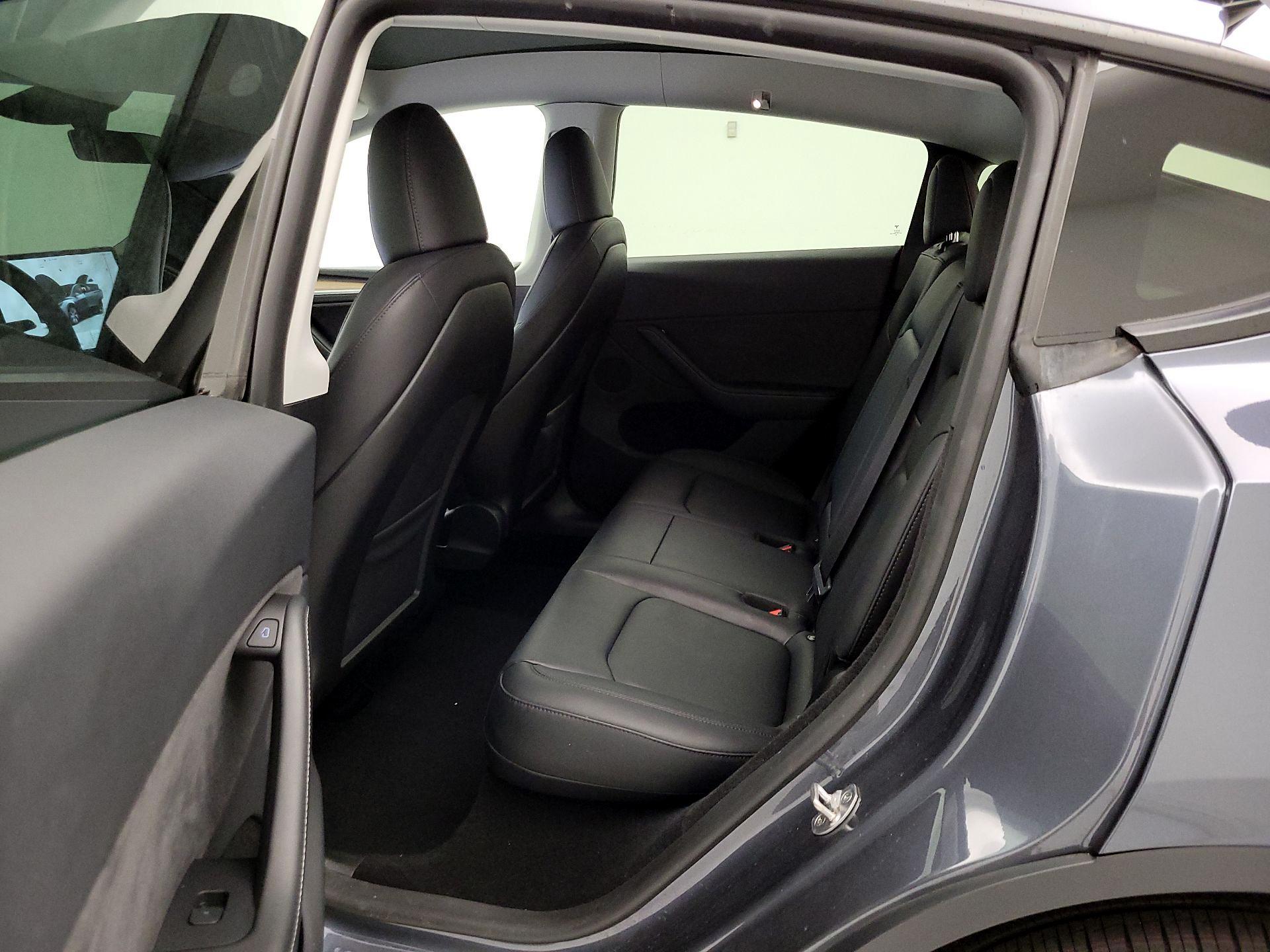 Thumbnail: 2023 Tesla Model Y - 18