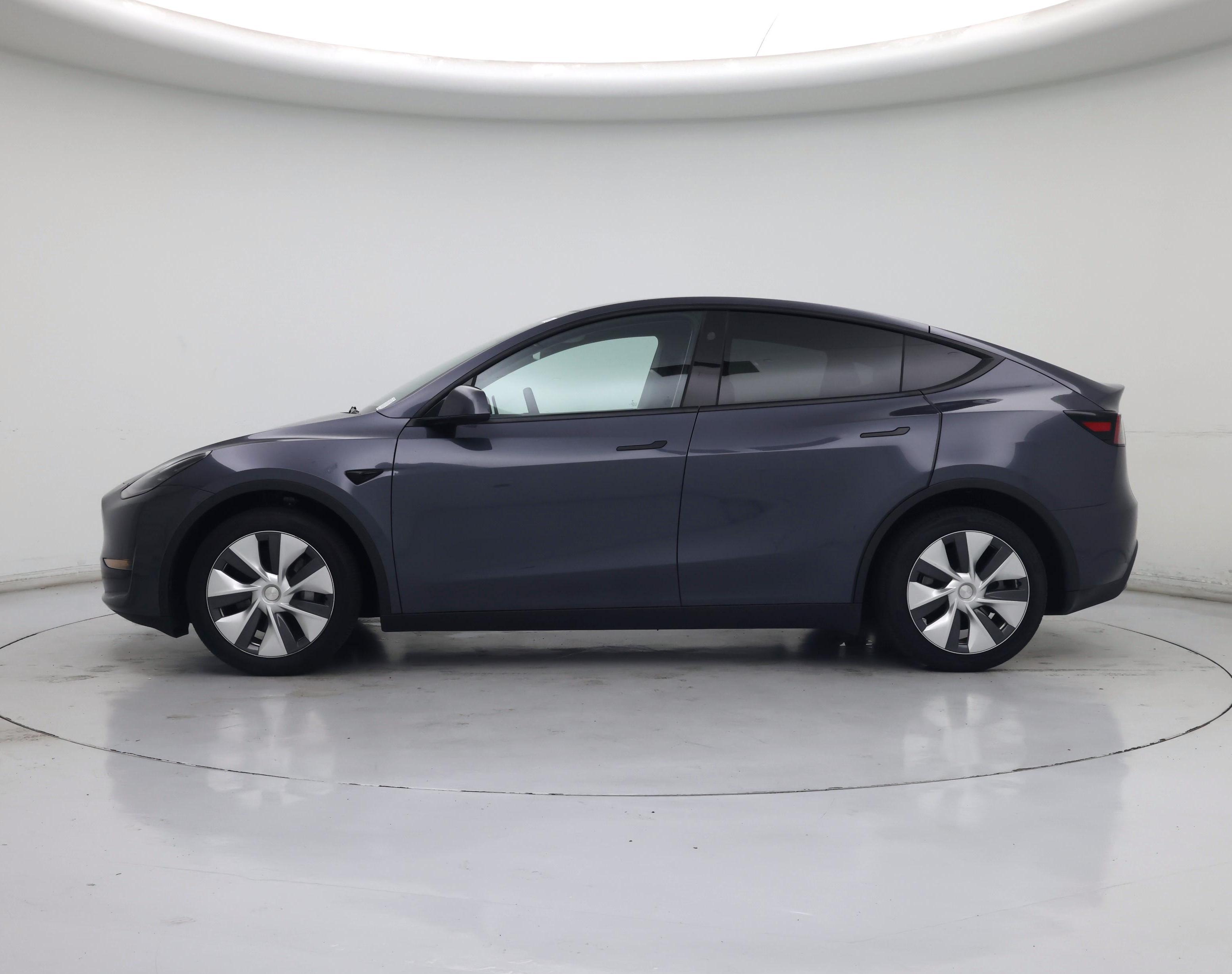 Thumbnail: 2023 Tesla Model Y - 3