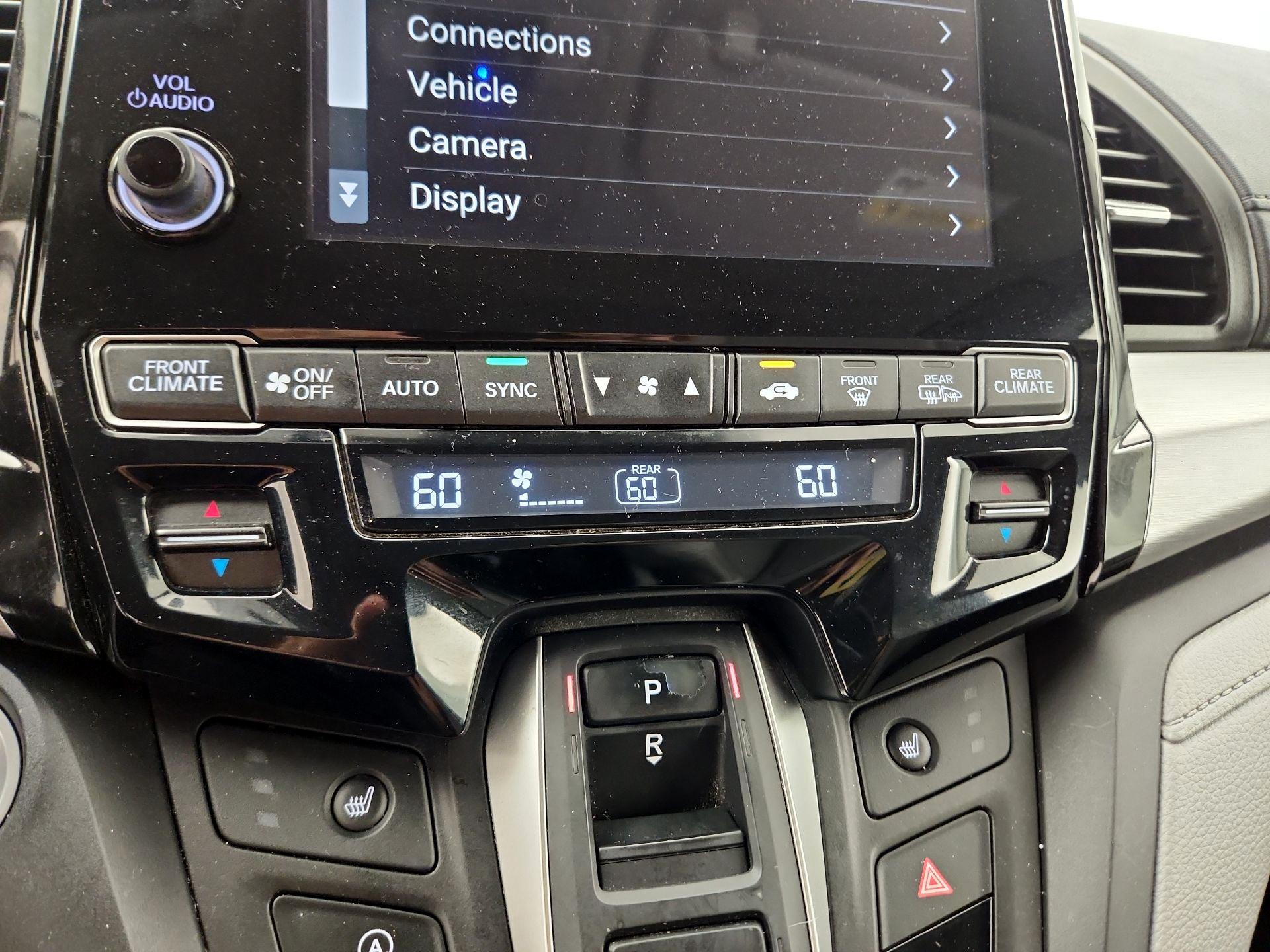 Thumbnail: 2020 Honda Odyssey - 16