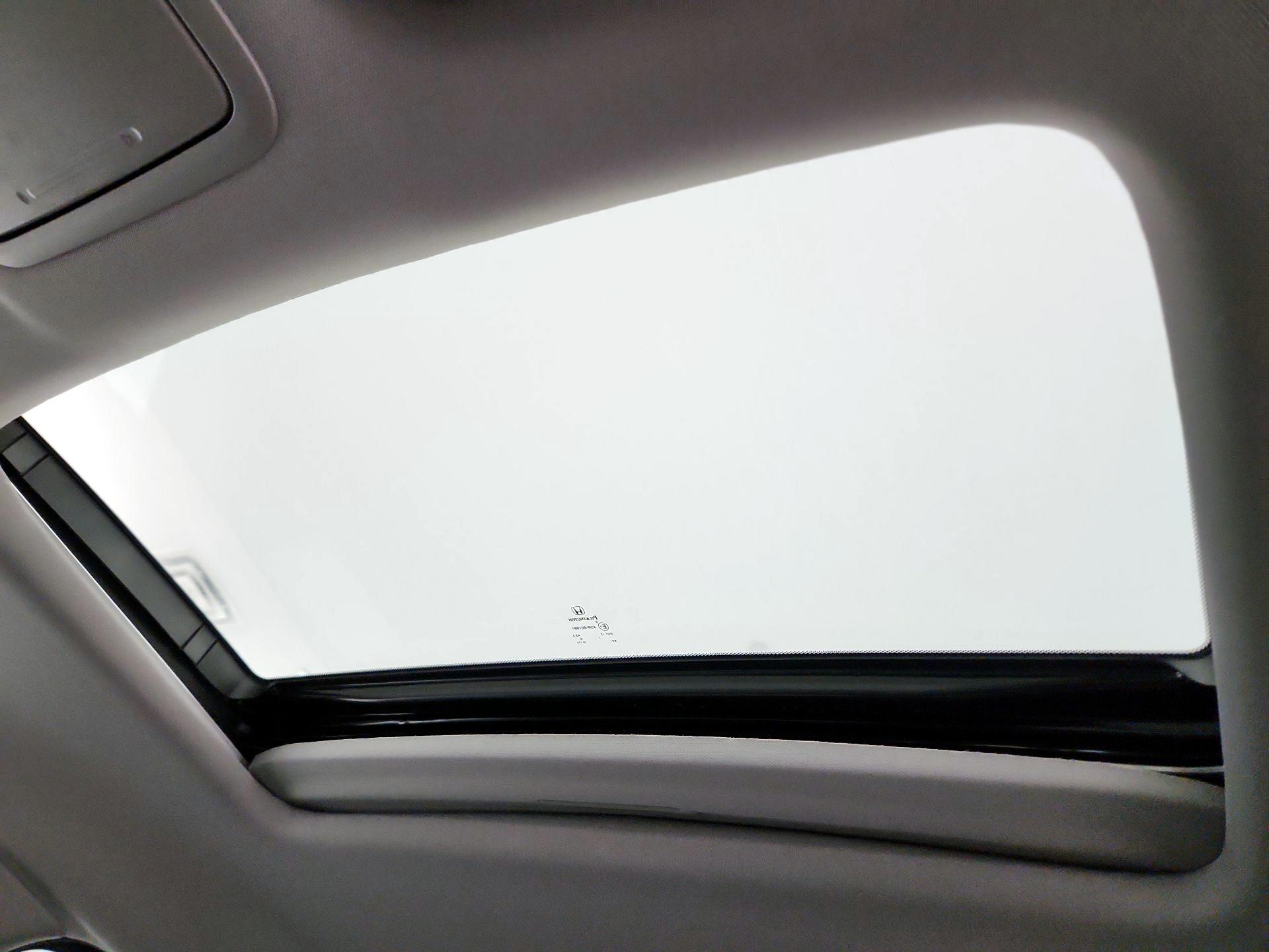 Thumbnail: 2020 Honda Odyssey - 18