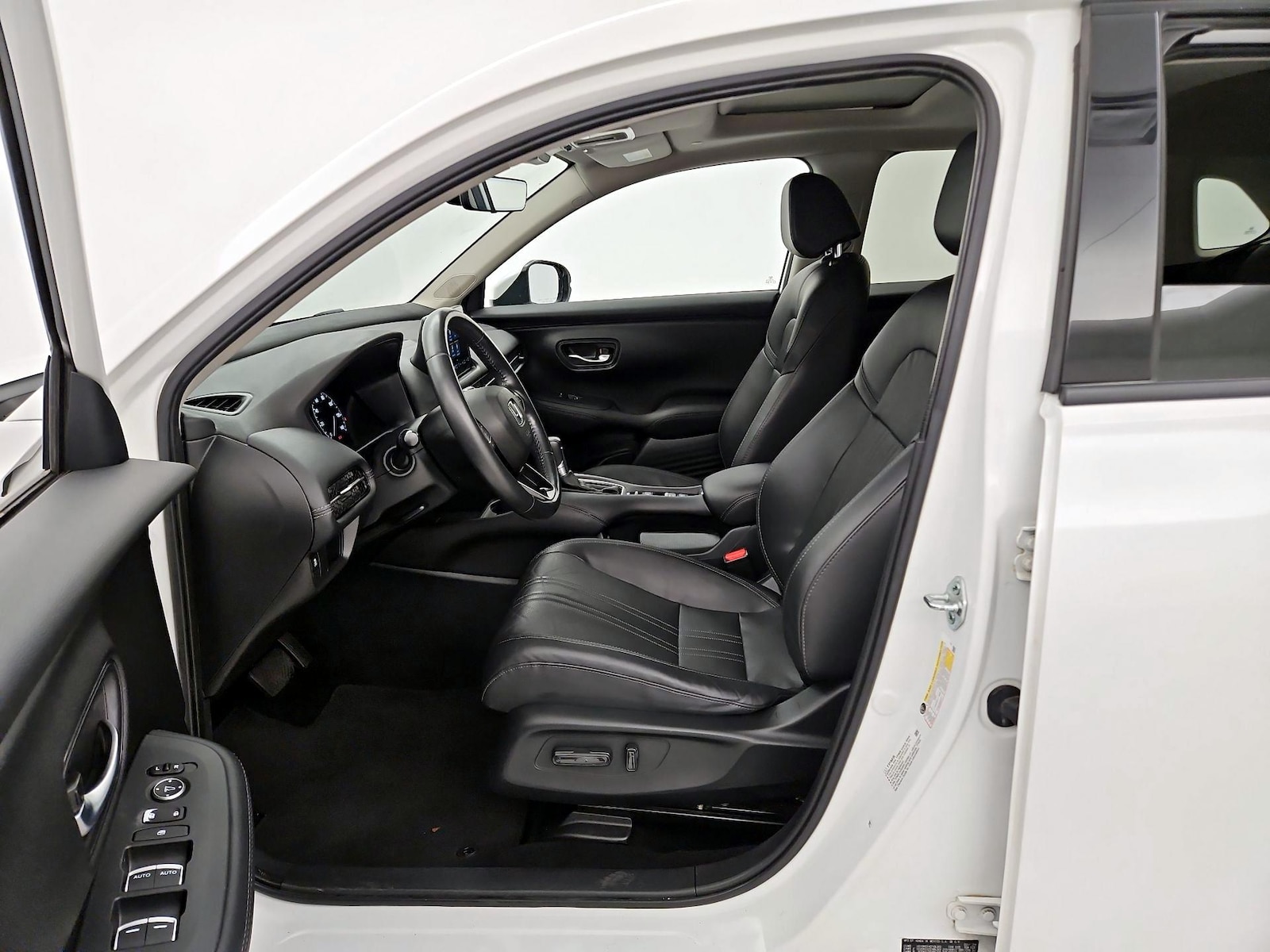 2024 Honda HR-V EX-L - Photo 12