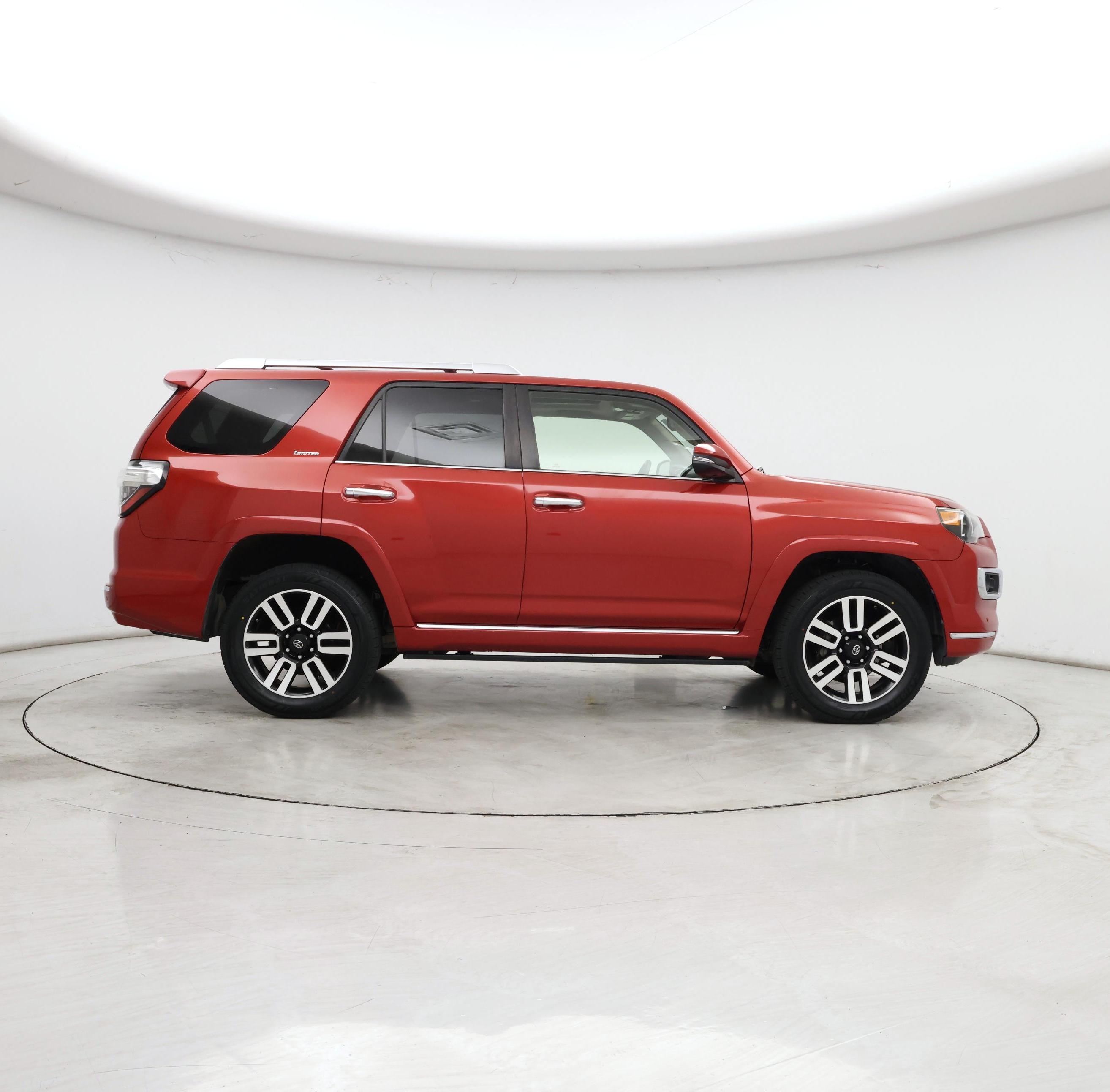 Thumbnail: 2017 Toyota 4Runner - 7