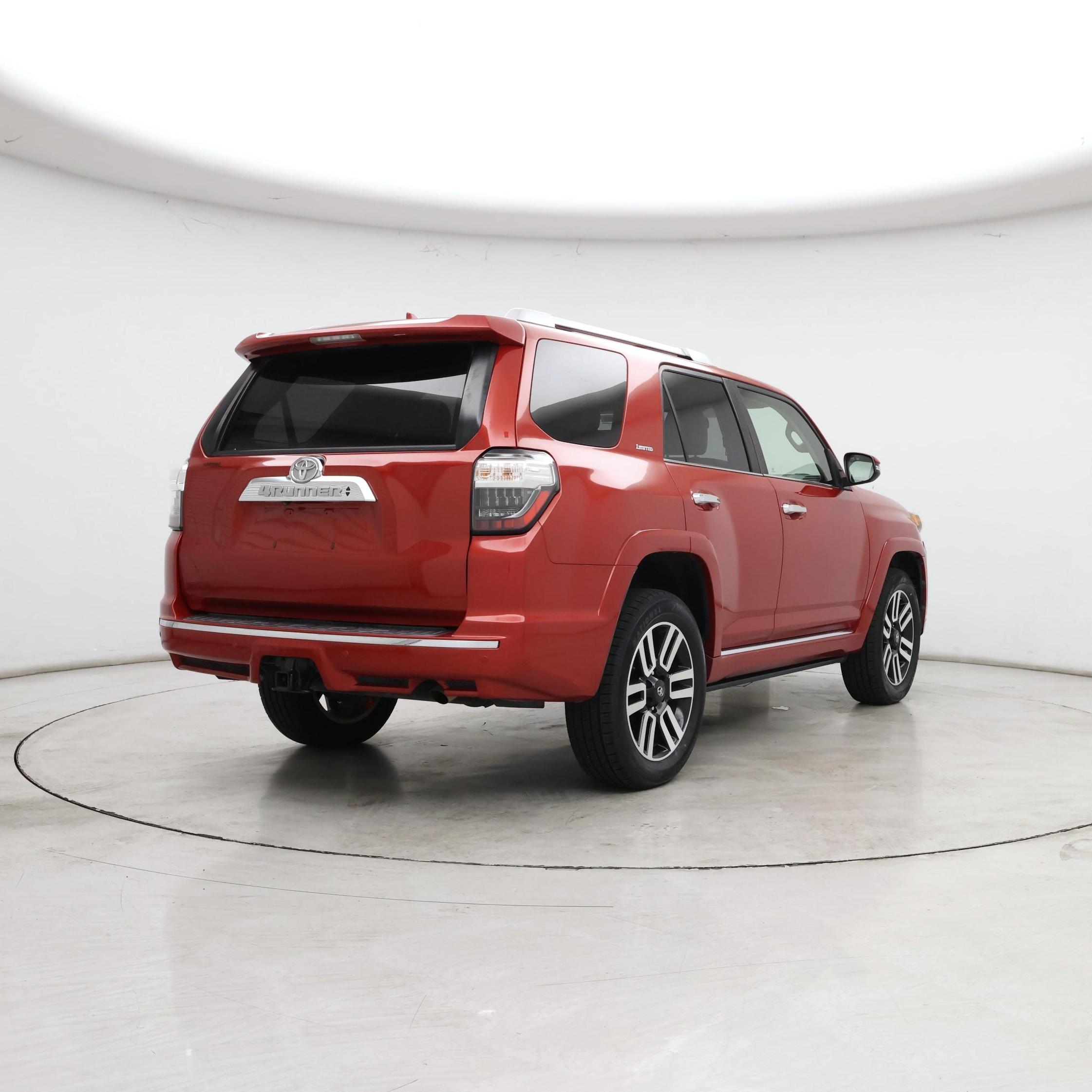 Thumbnail: 2017 Toyota 4Runner - 8