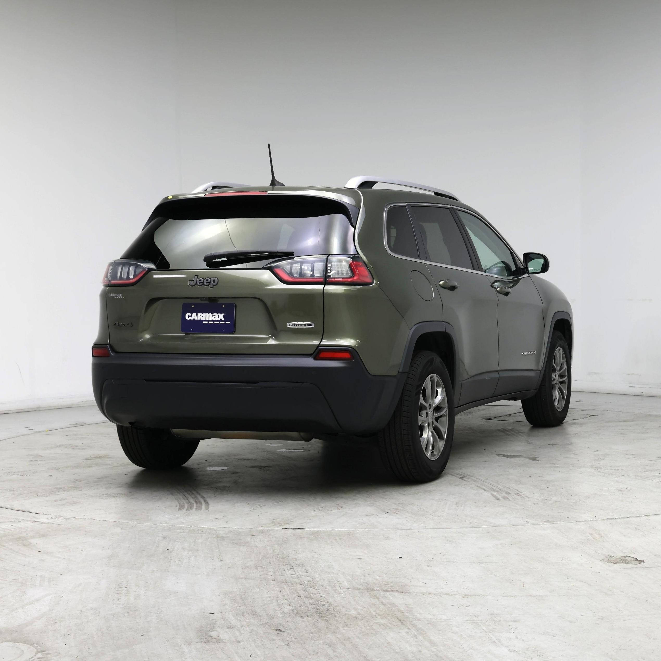 Thumbnail: 2019 Jeep Cherokee - 8