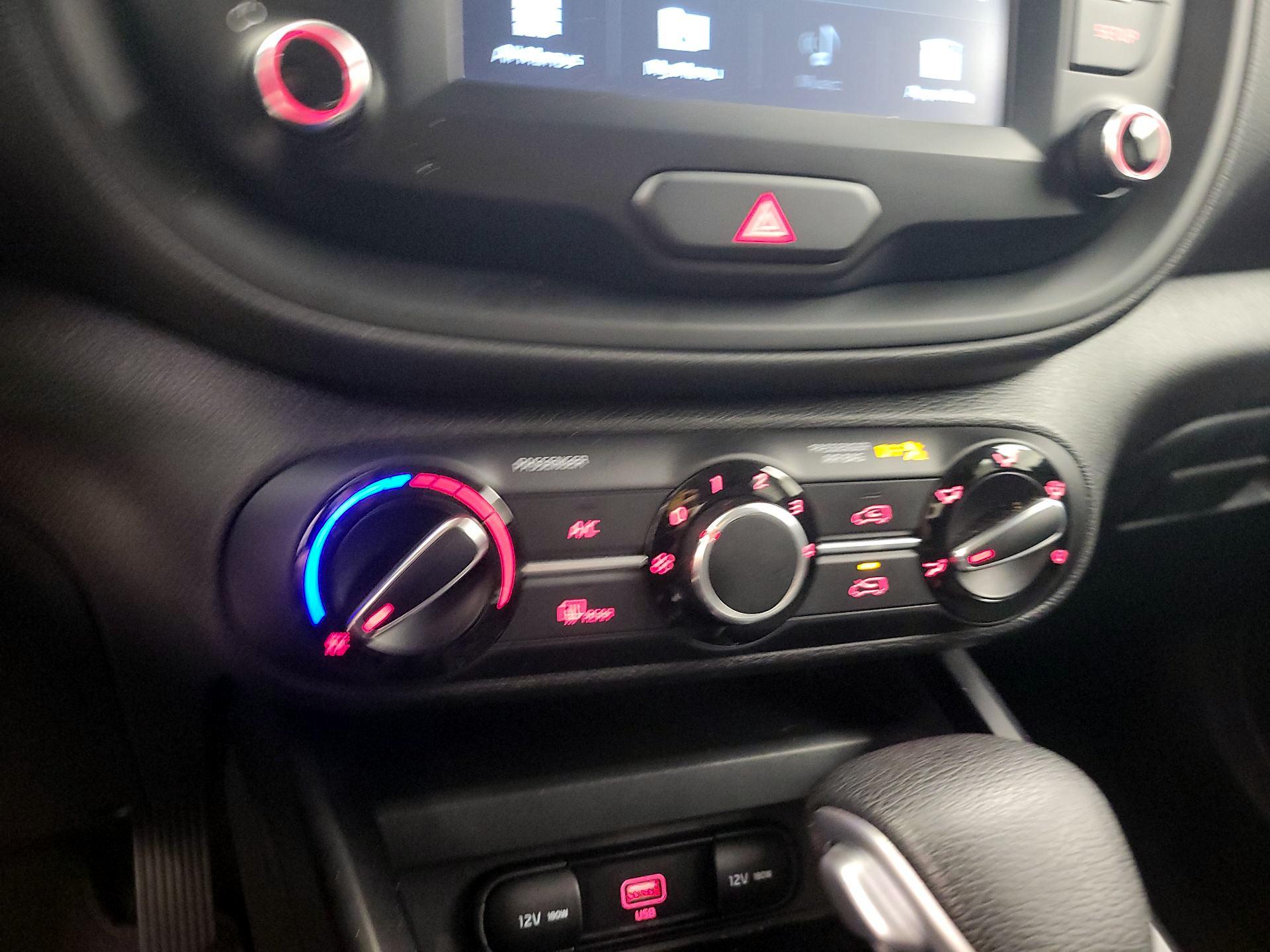 Thumbnail: 2020 Kia Soul - 16