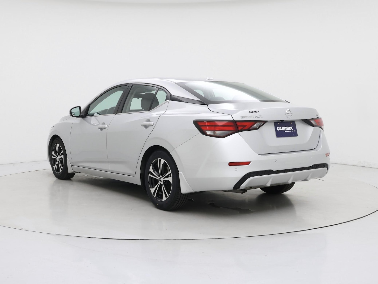 2020 Nissan Sentra SV - Photo 3