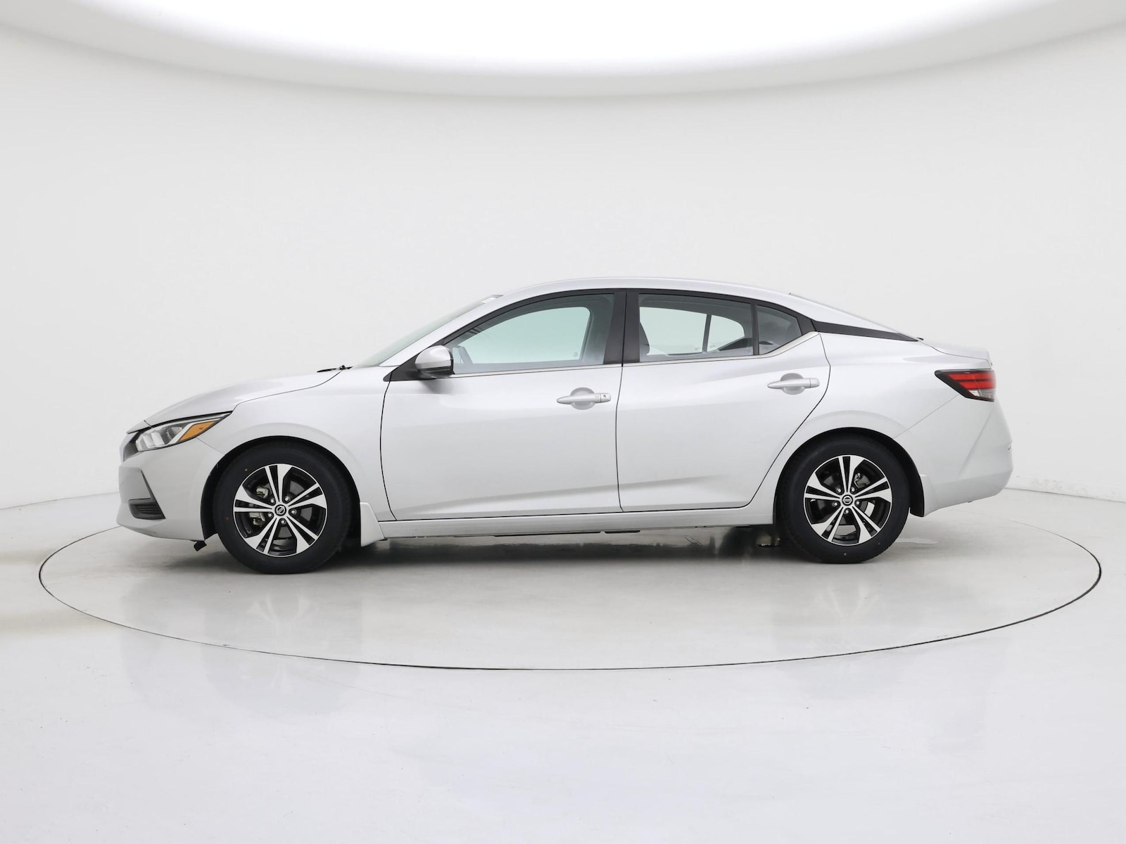 2020 Nissan Sentra SV - Photo 4