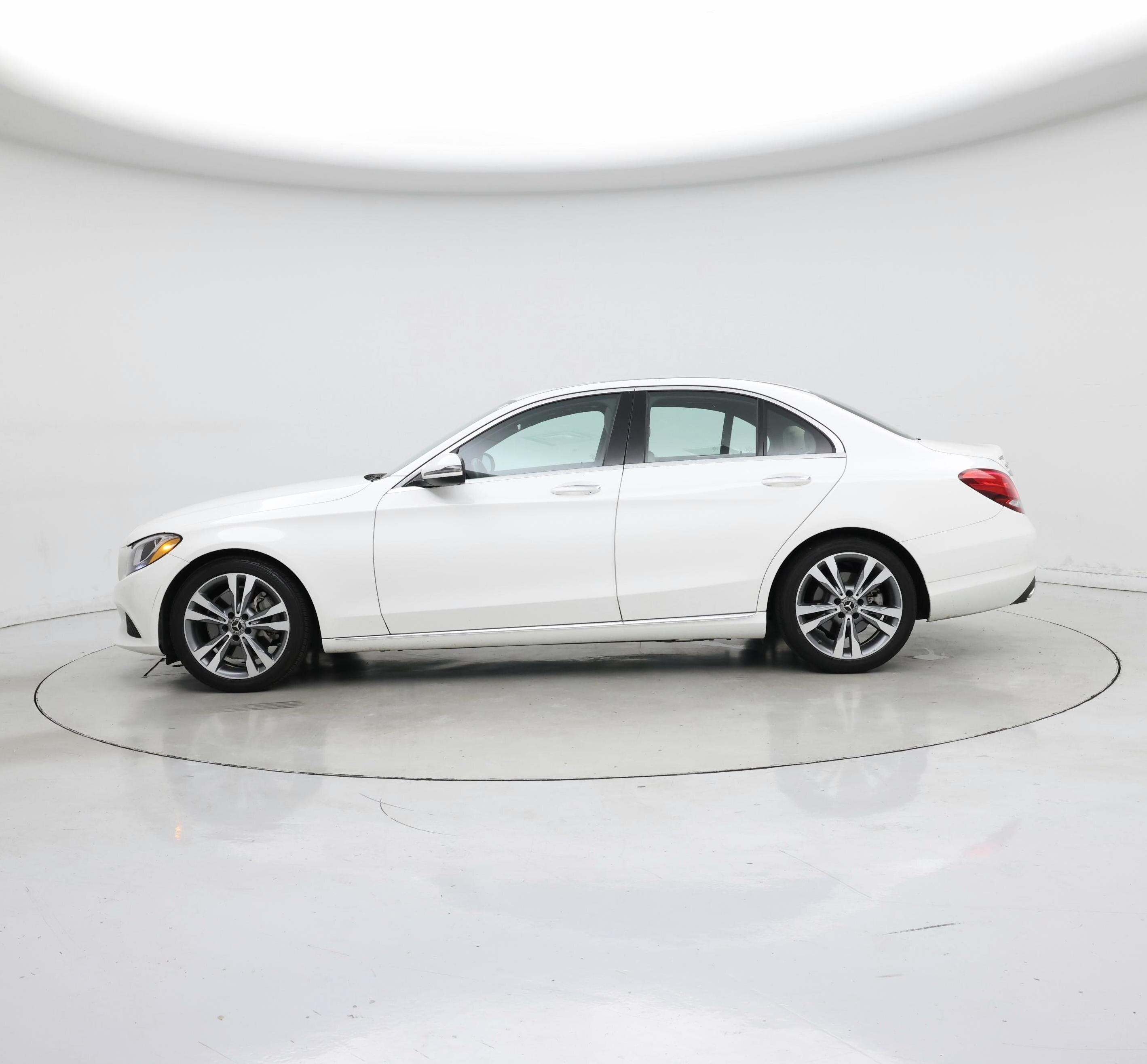 Thumbnail: 2018 Mercedes-Benz C-Class - 3