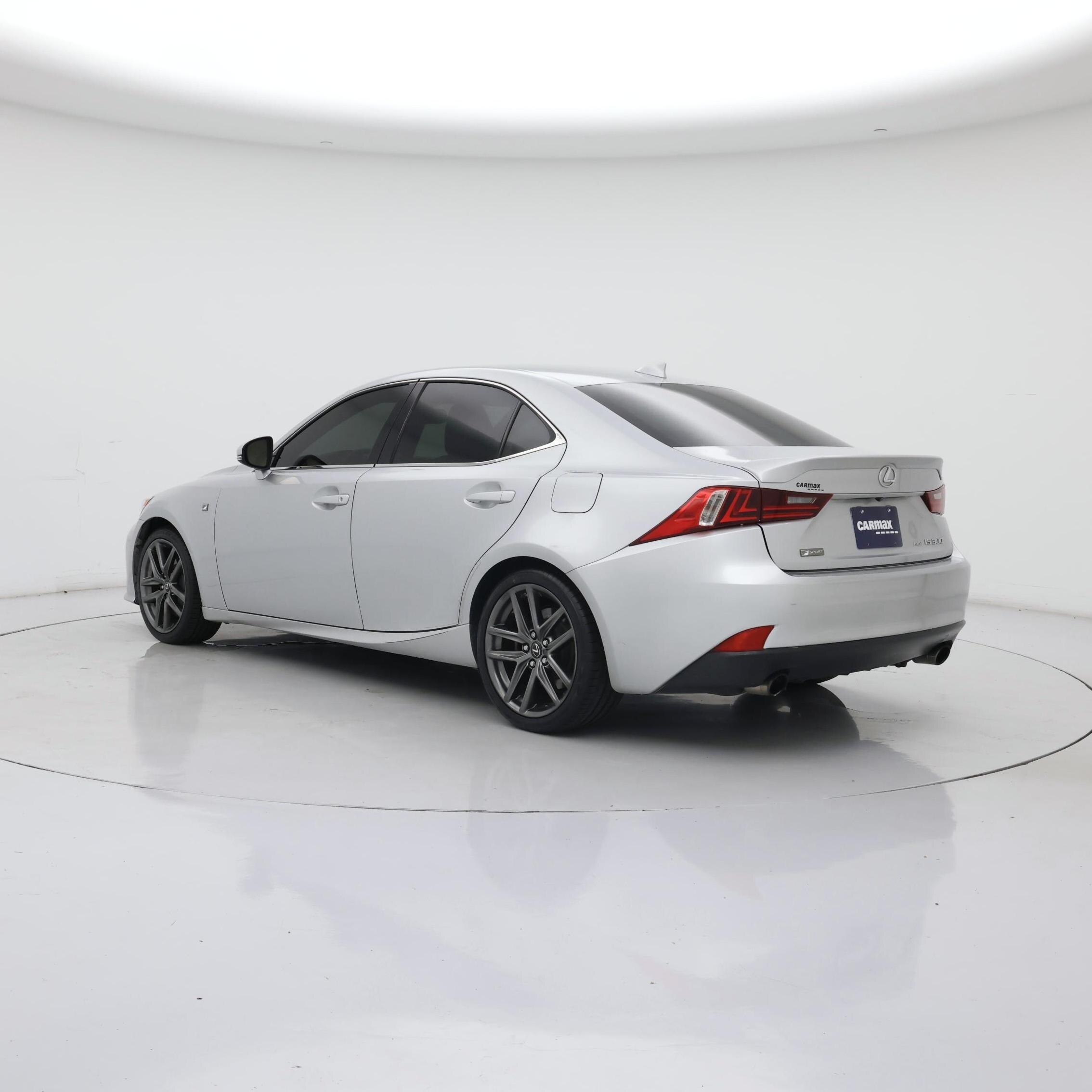Thumbnail: 2016 Lexus IS - 2