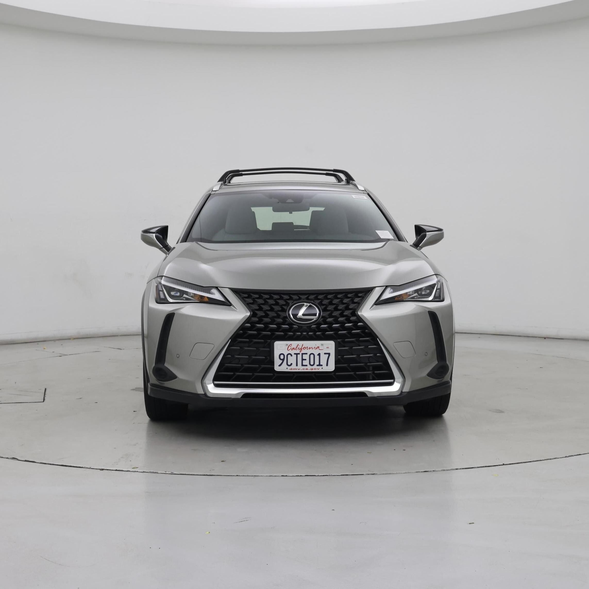 Thumbnail: 2022 Lexus UX - 5