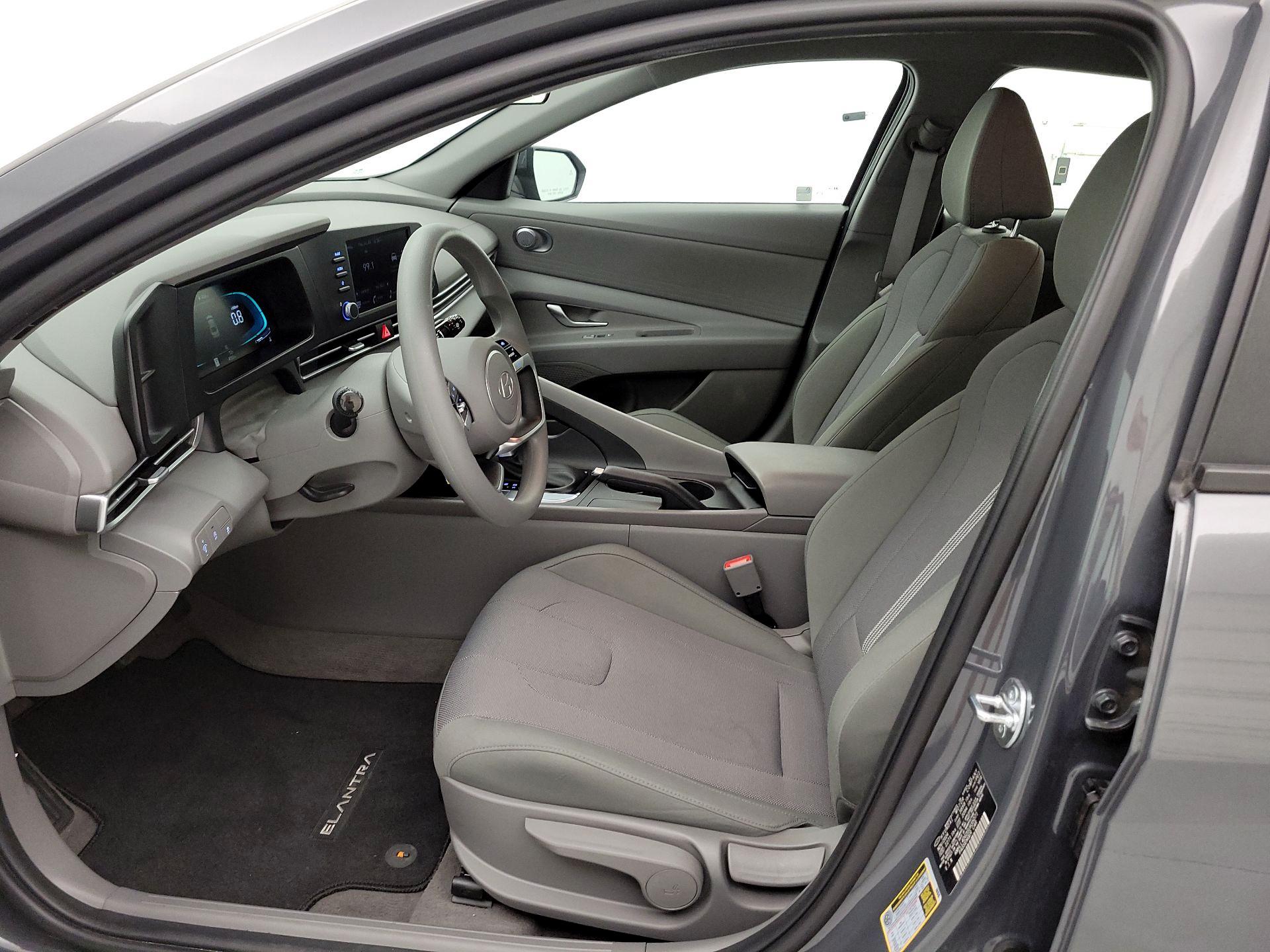 Thumbnail: 2025 Hyundai Elantra - 11