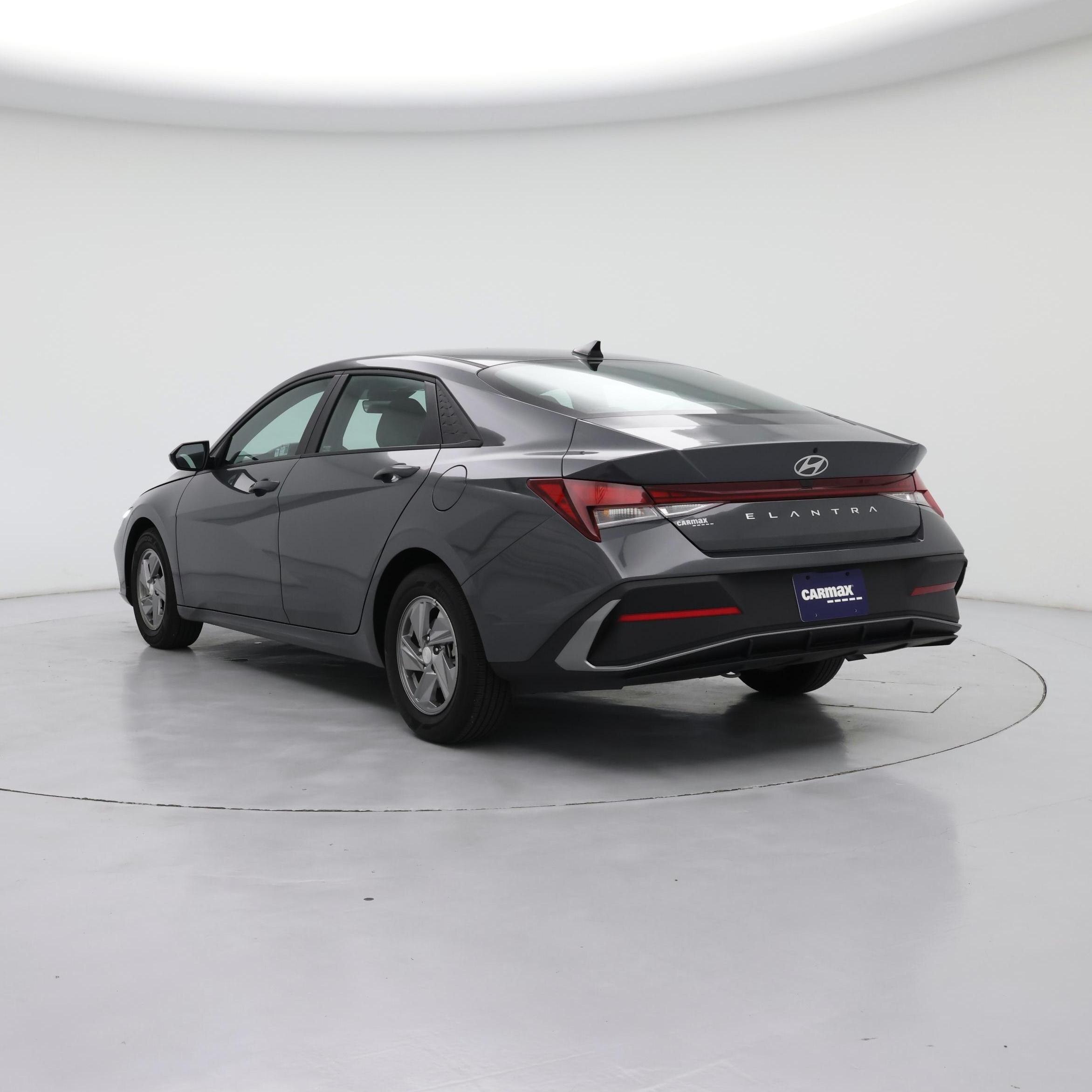 Thumbnail: 2025 Hyundai Elantra - 2