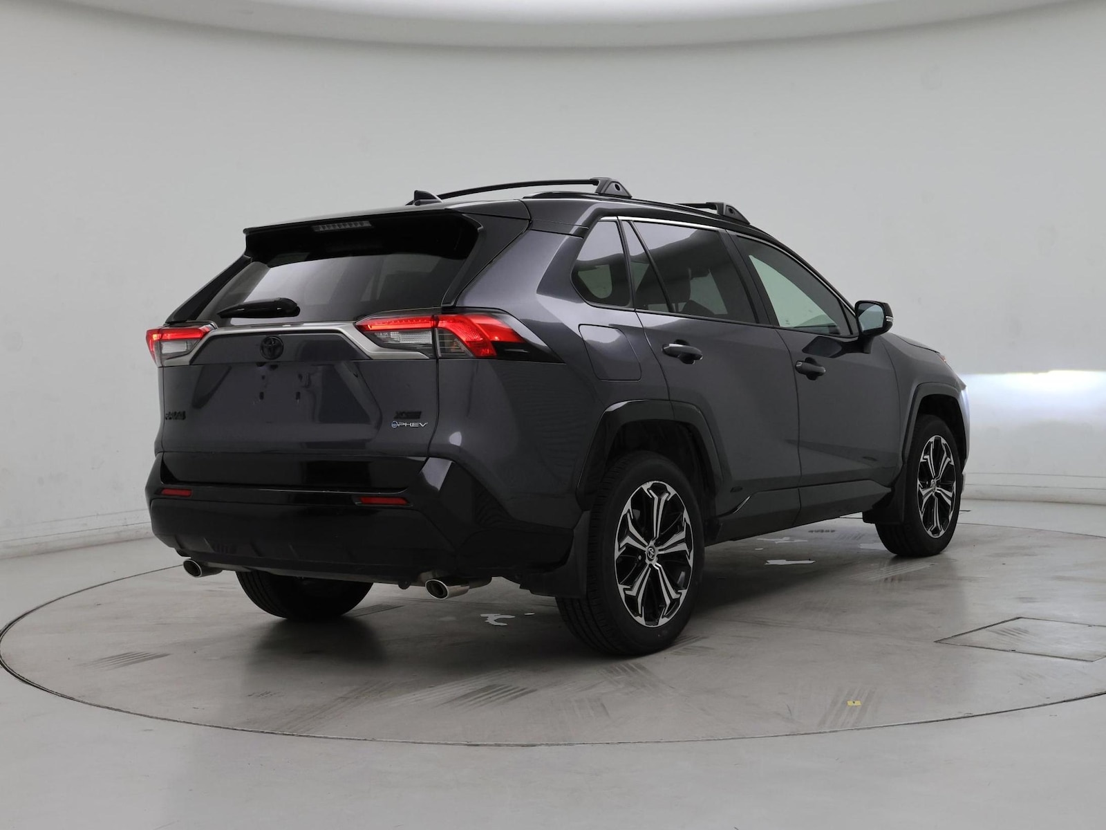 2025 Toyota RAV4 XSE - Photo 9