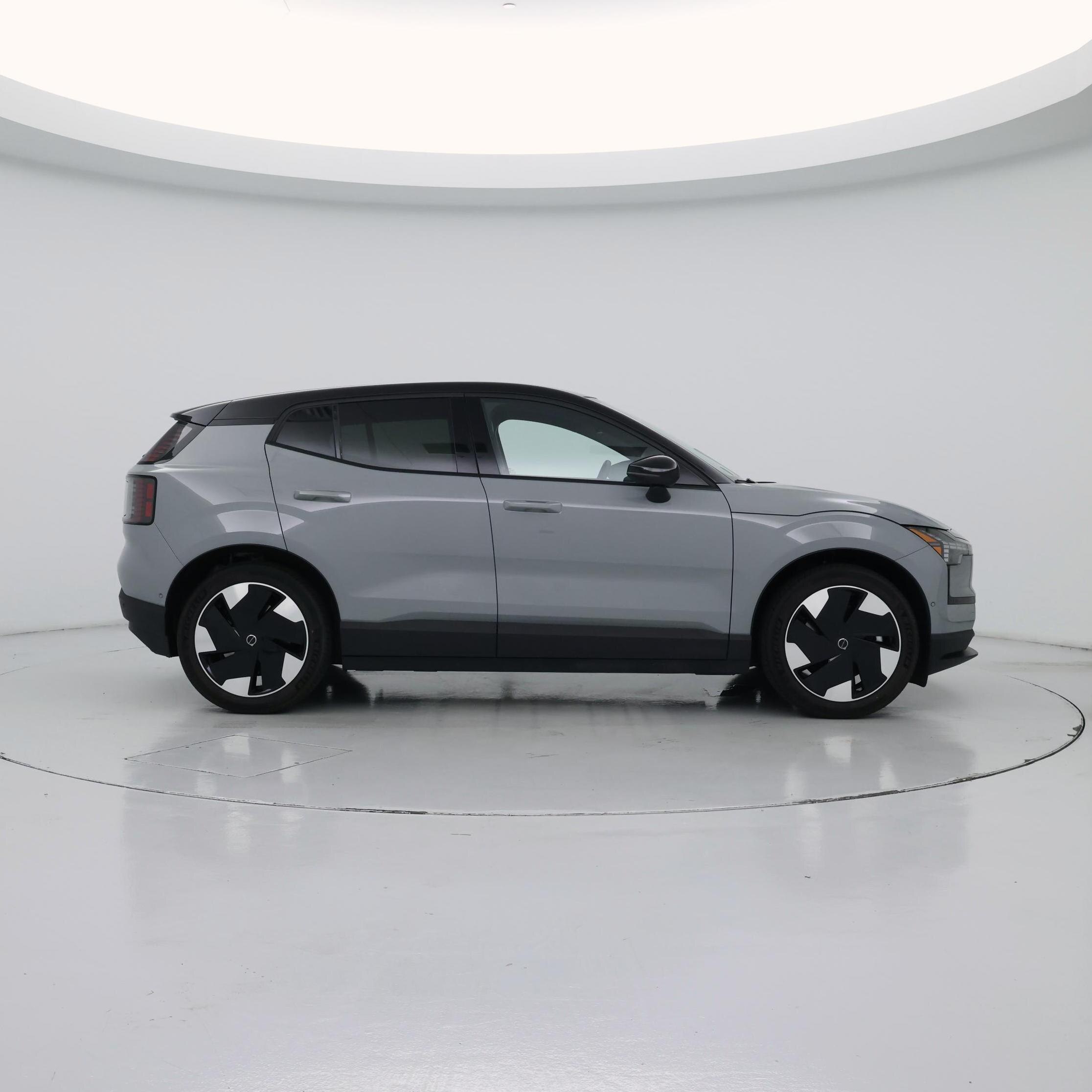 Thumbnail: 2025 Volvo EX30 - 7