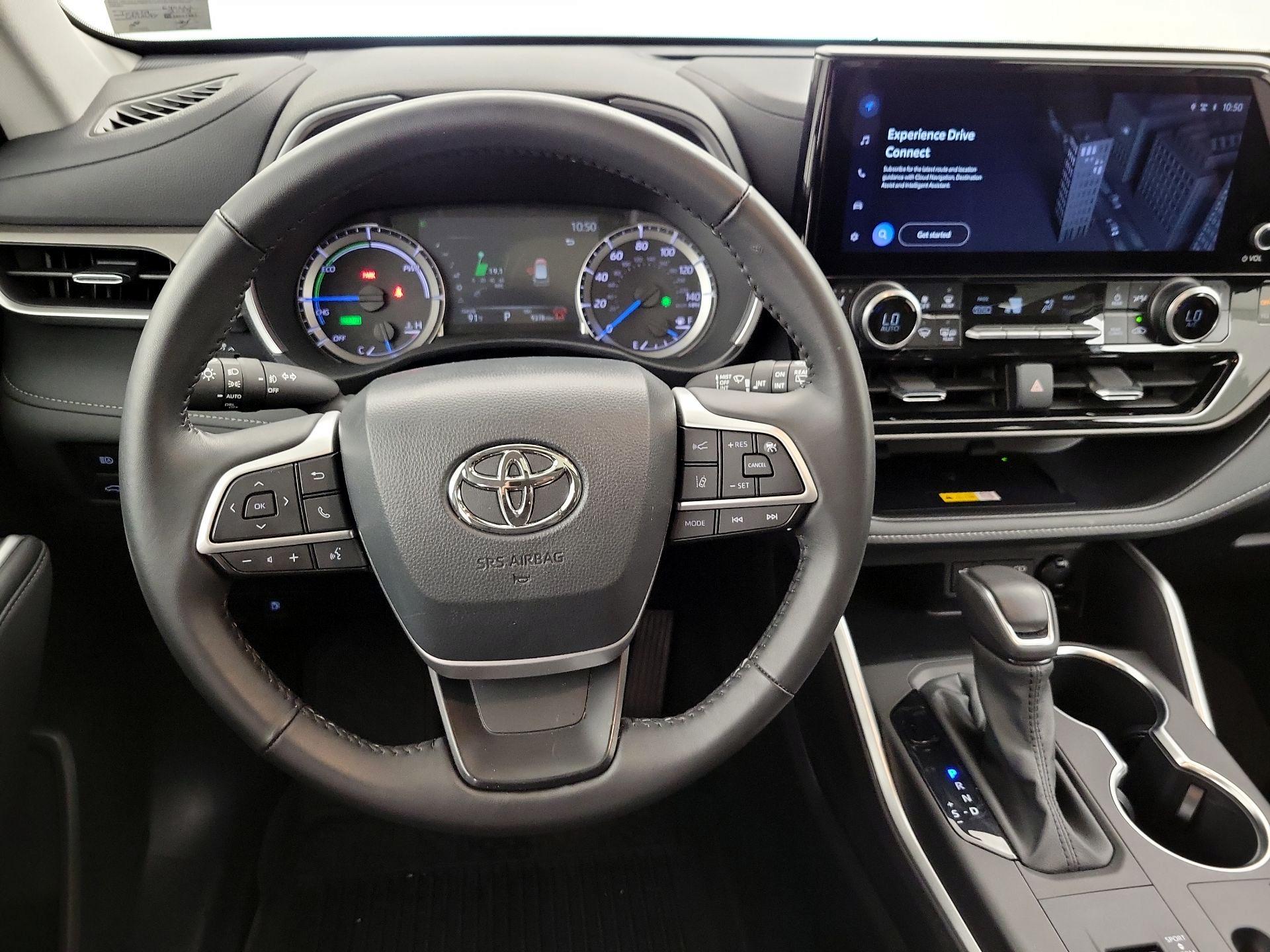 Thumbnail: 2024 Toyota Highlander - 10
