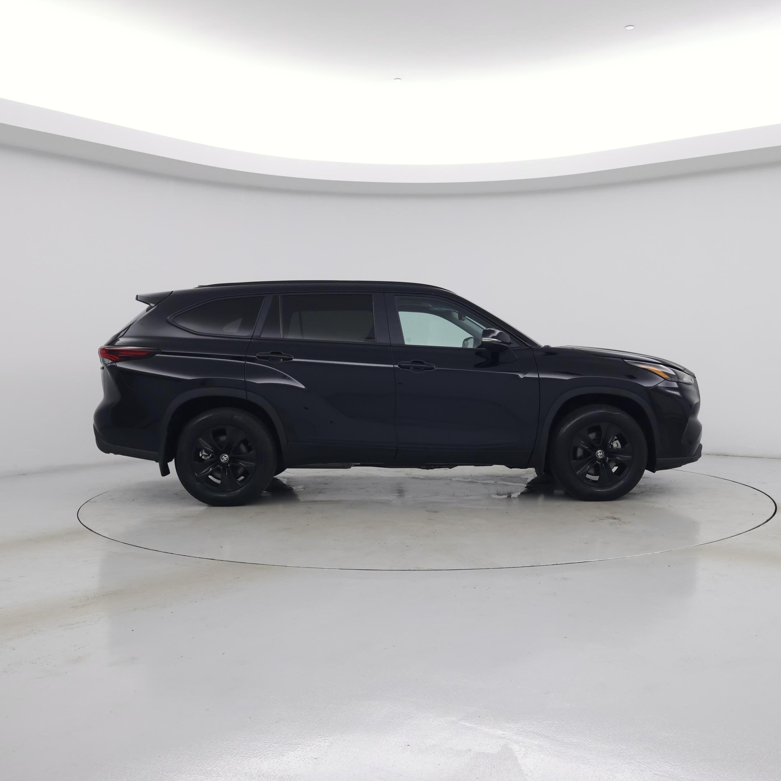 Thumbnail: 2024 Toyota Highlander - 7